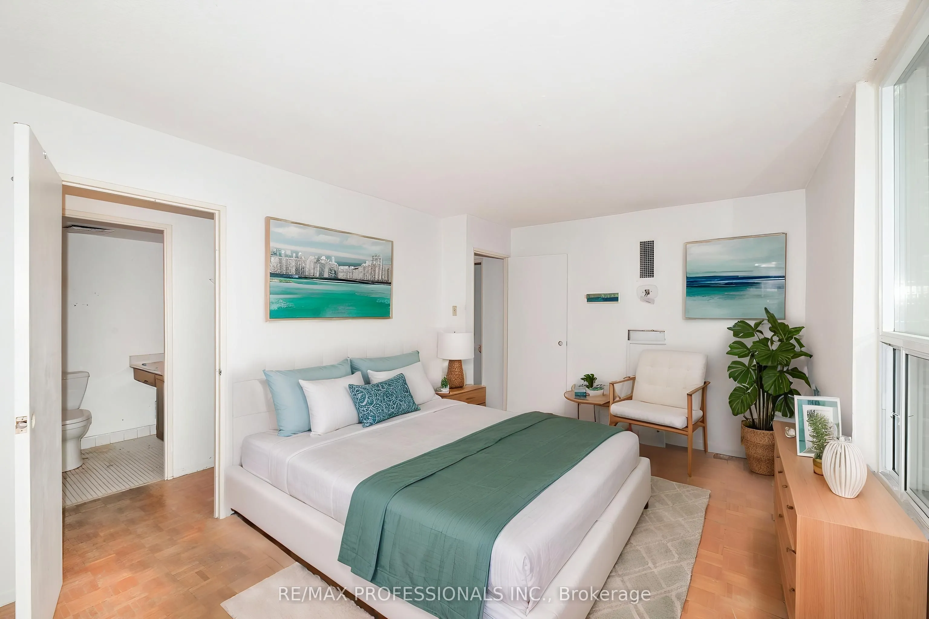 1515 Lakeshore Road #708