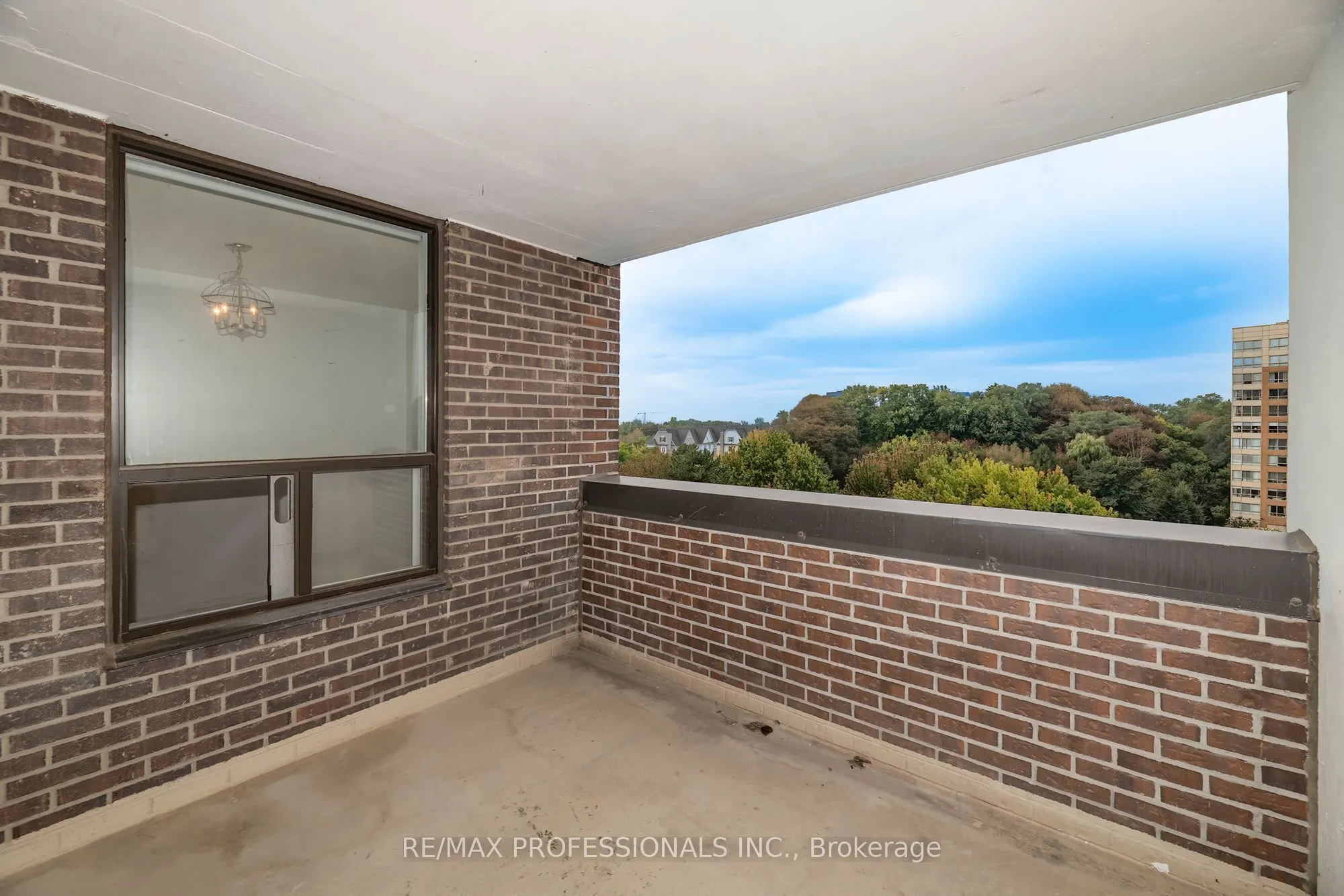 1515 Lakeshore Road #708