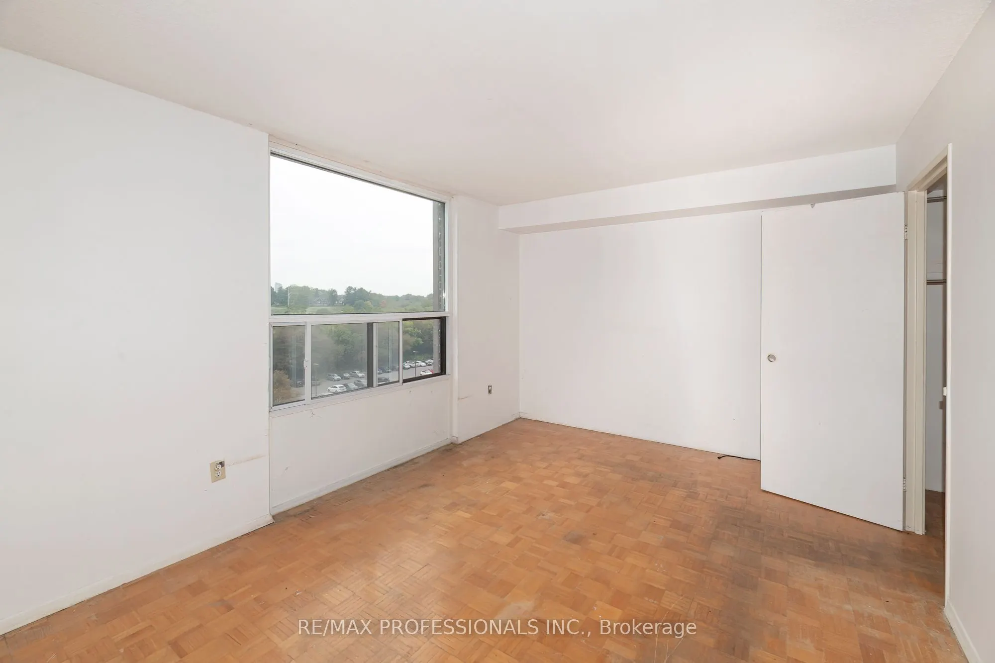 1515 Lakeshore Road #708