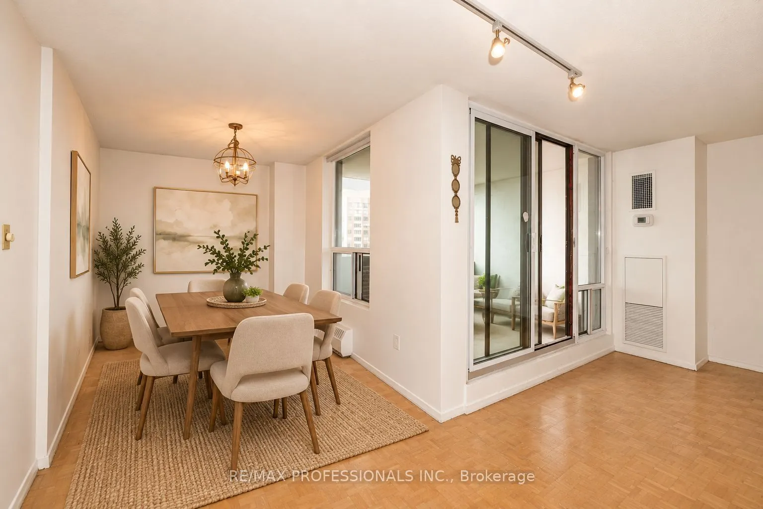 1515 Lakeshore Road #708