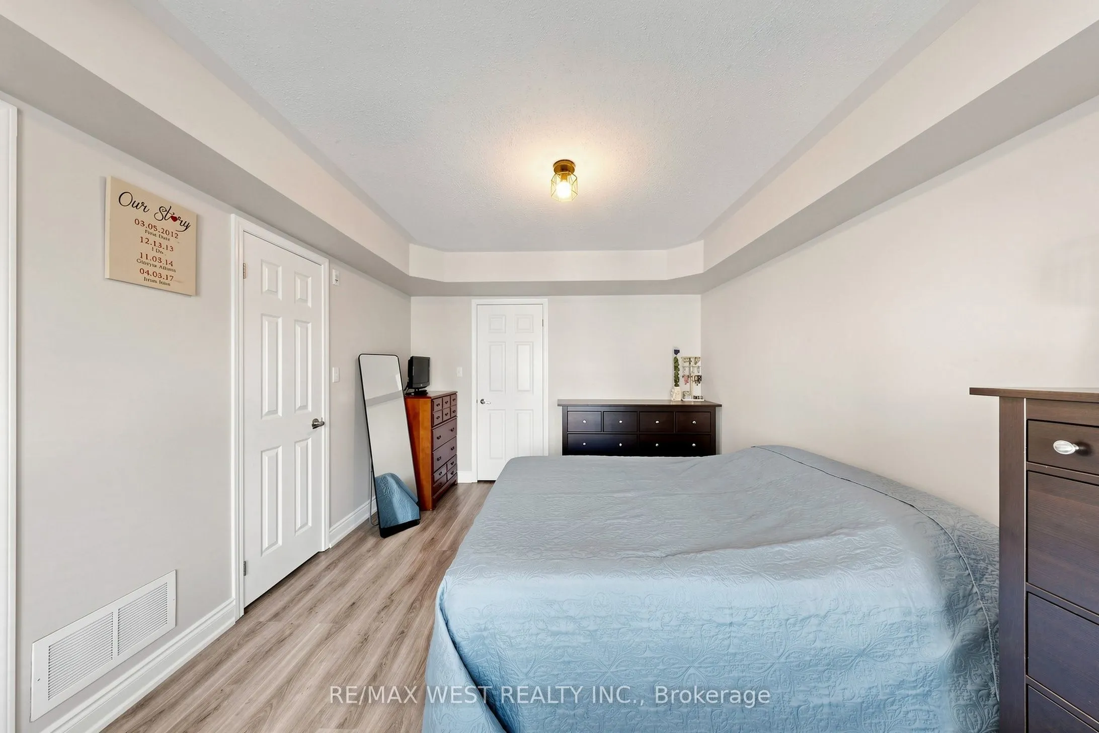 608 Shoreline Drive #1