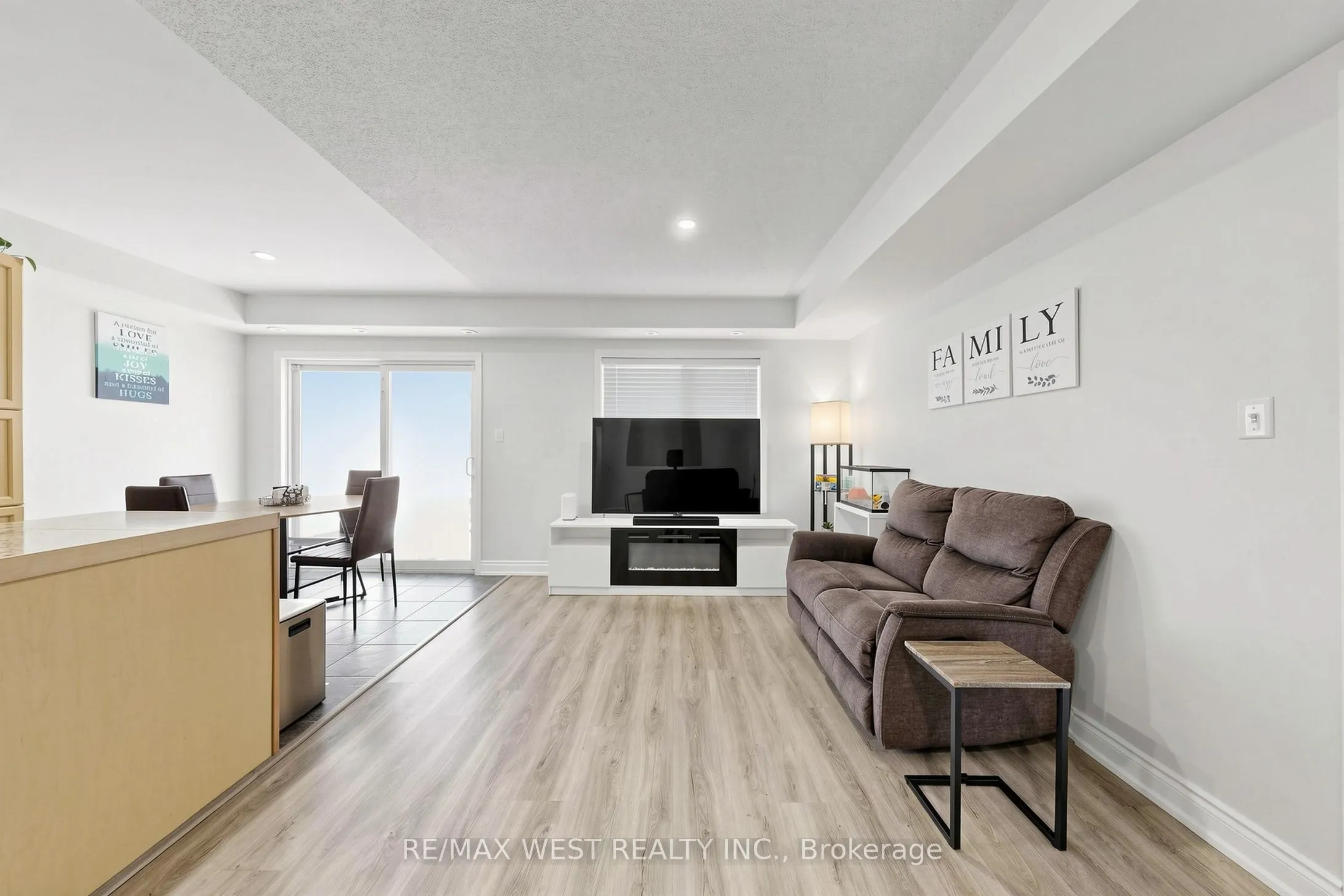 608 Shoreline Drive #1