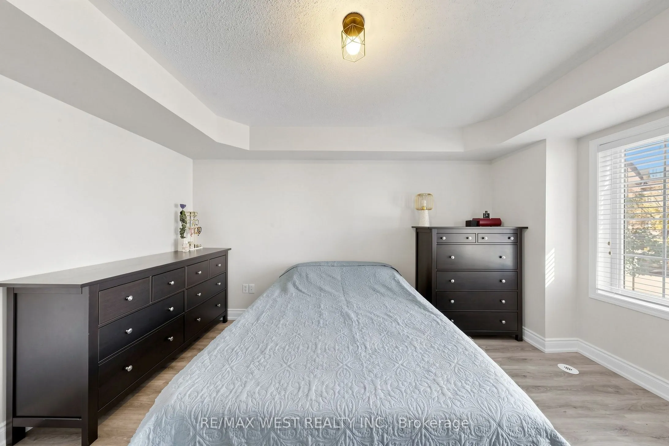 608 Shoreline Drive #1