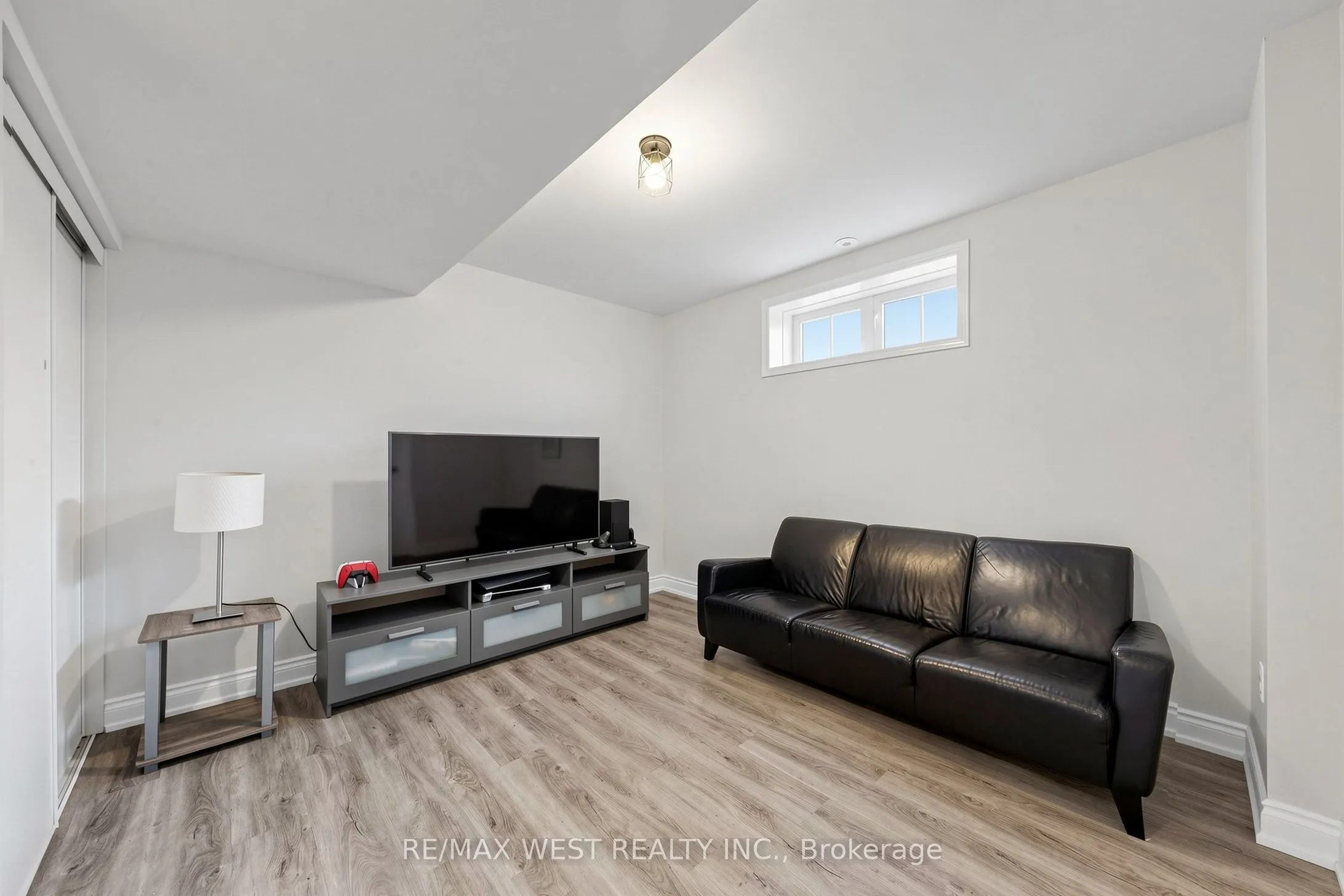 608 Shoreline Drive #1