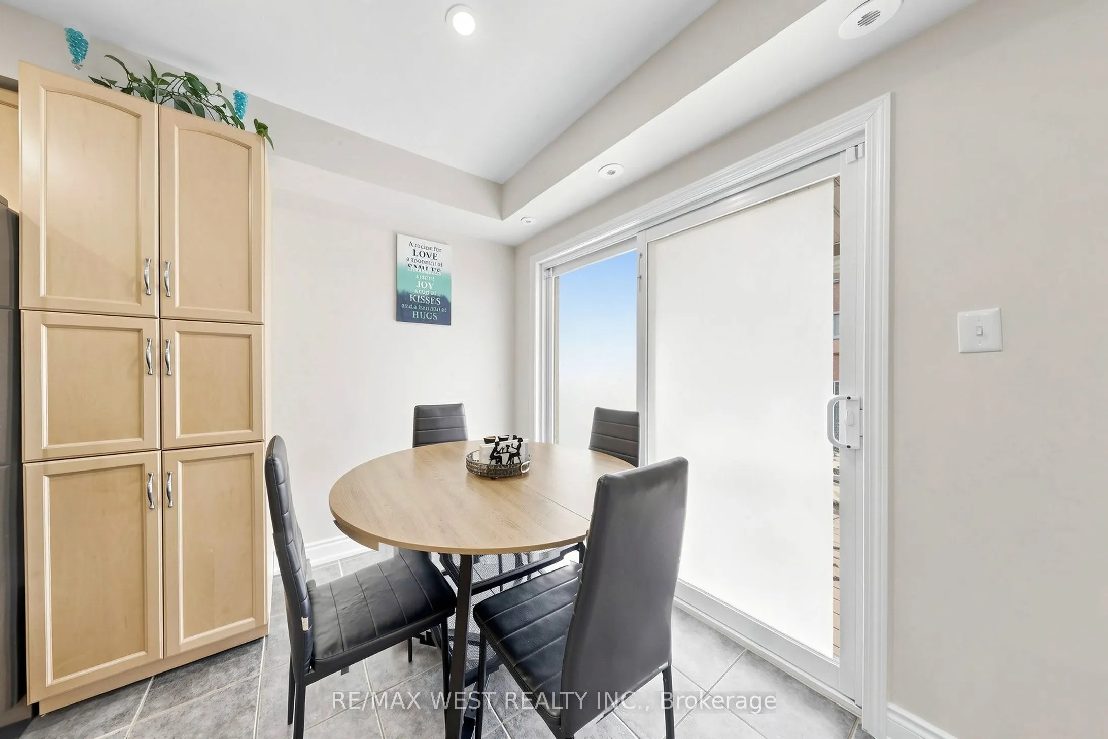 608 Shoreline Drive #1