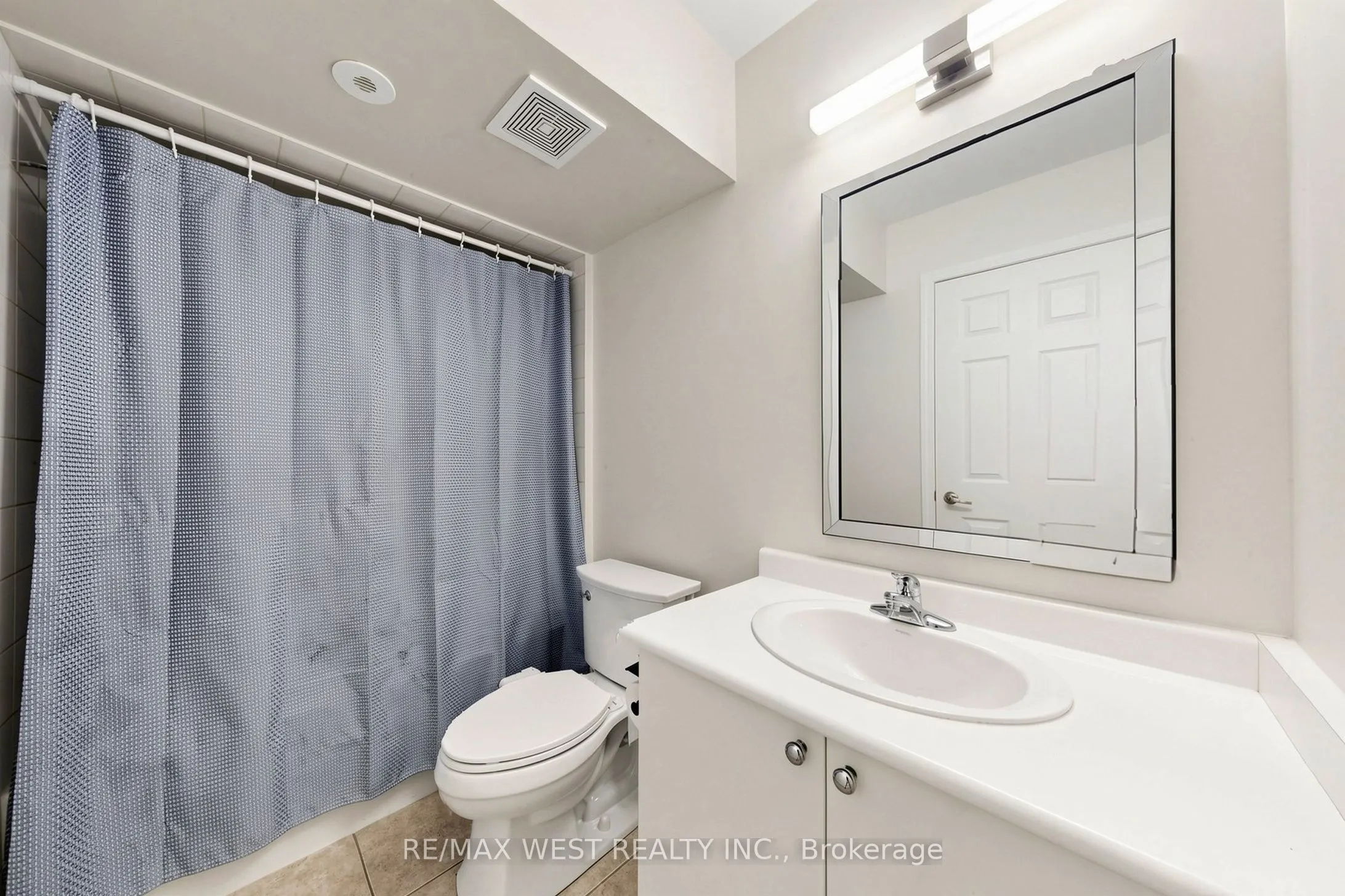 608 Shoreline Drive #1