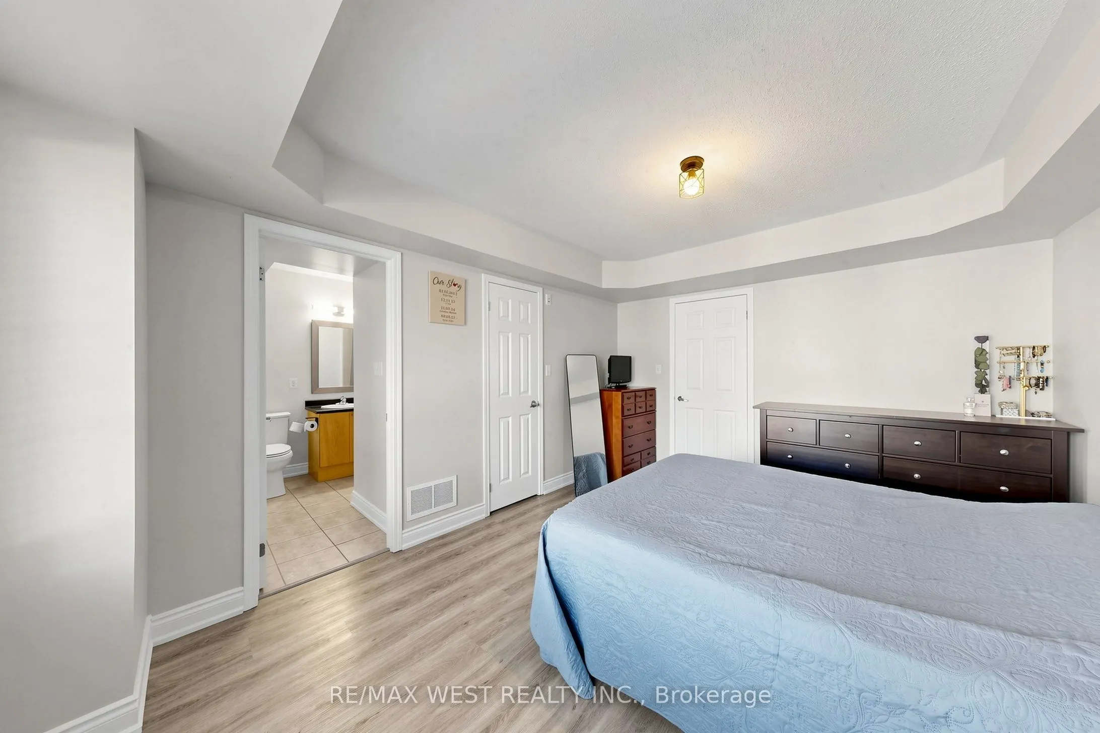 608 Shoreline Drive #1