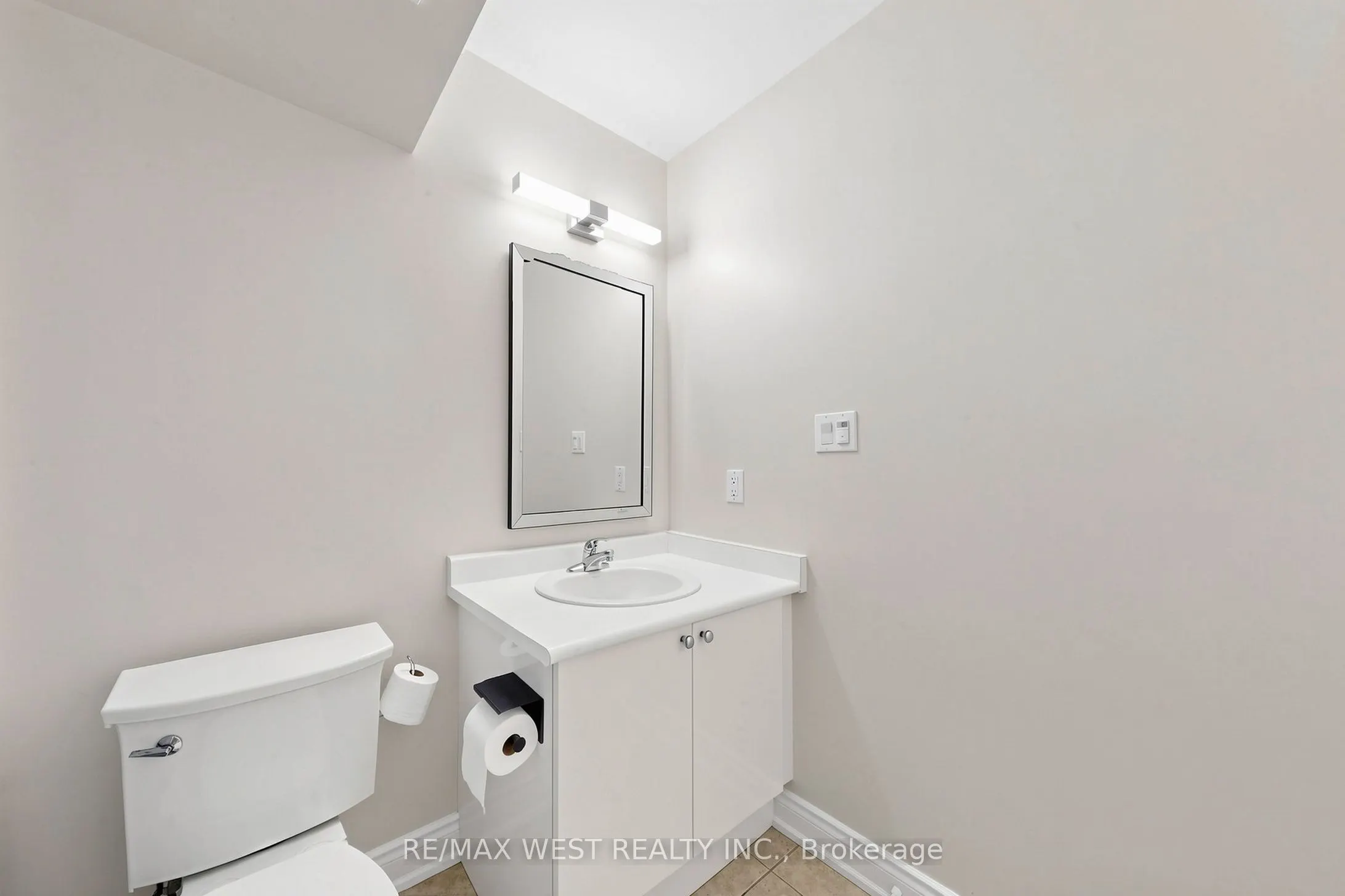 608 Shoreline Drive #1