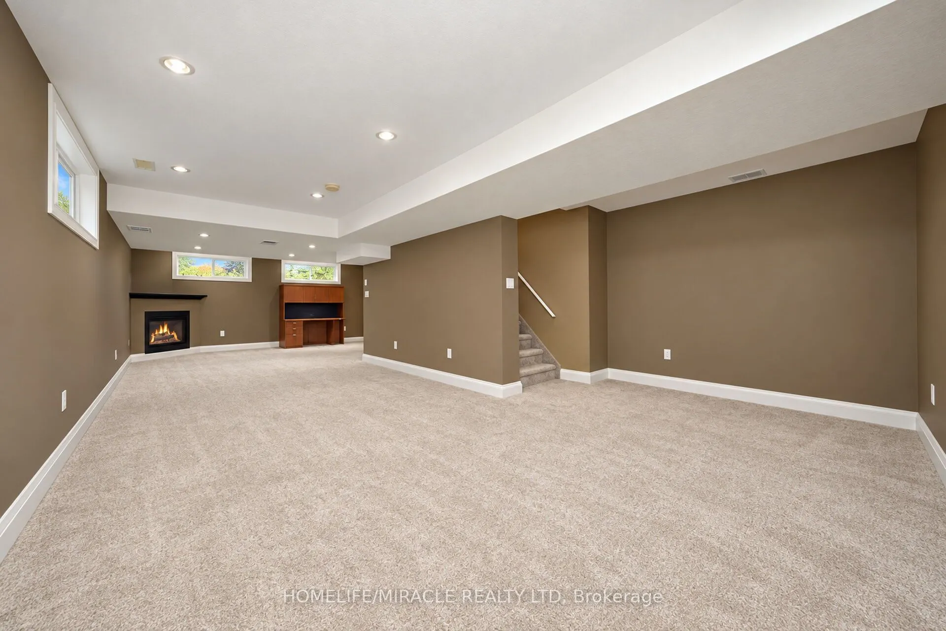 17 Buena Vista Drive