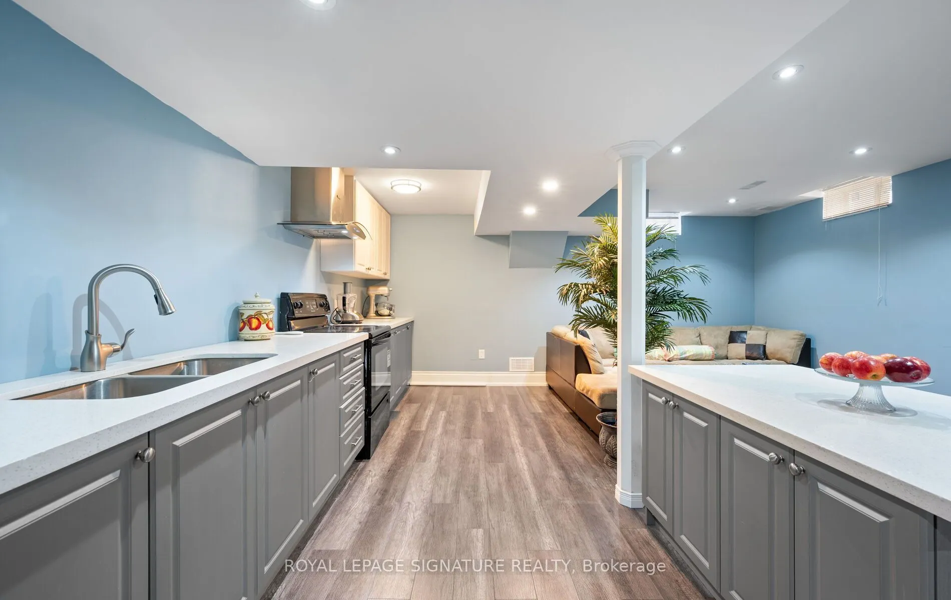 30 Franktown Drive