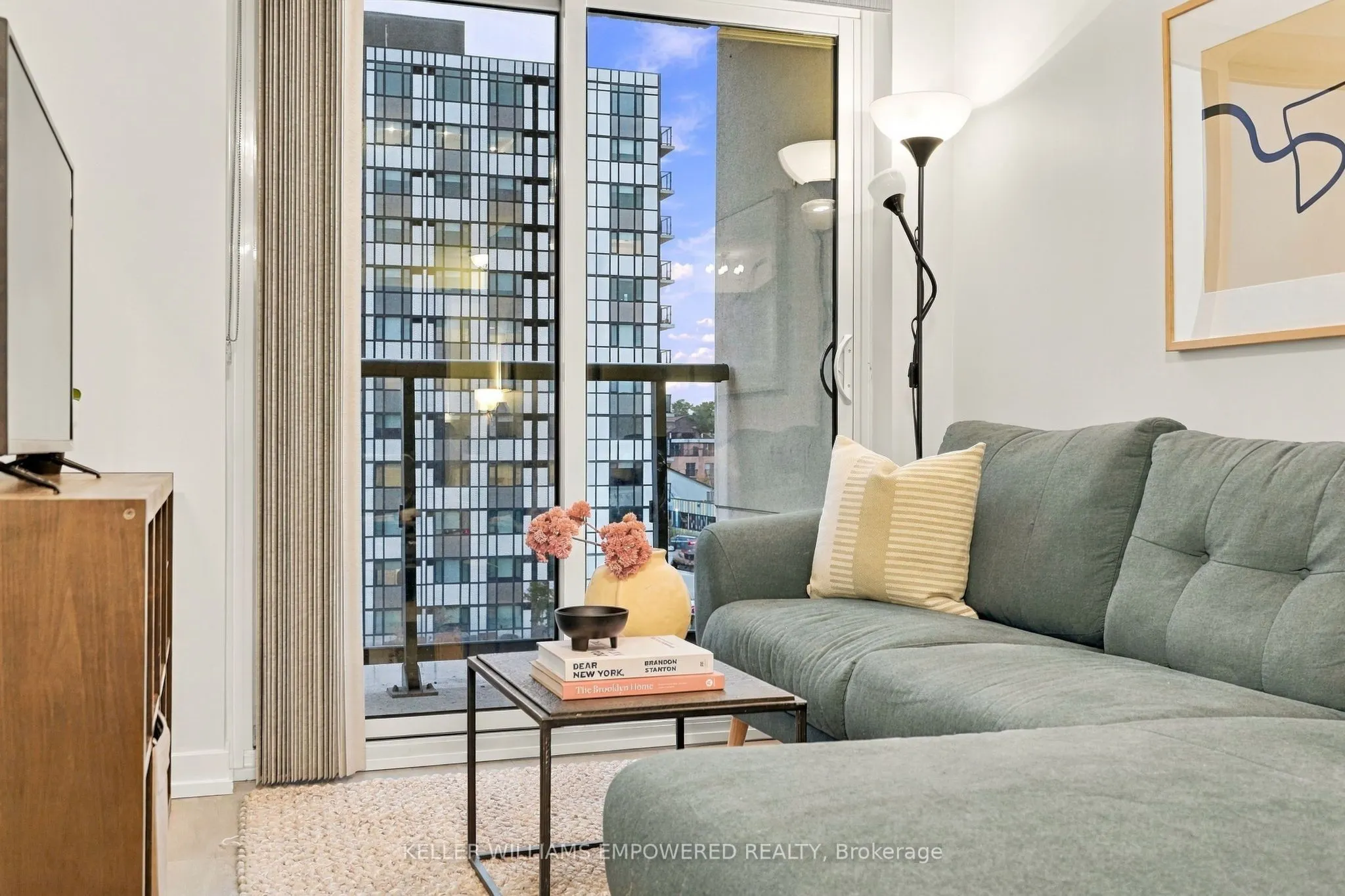 1420 Dupont Street #712