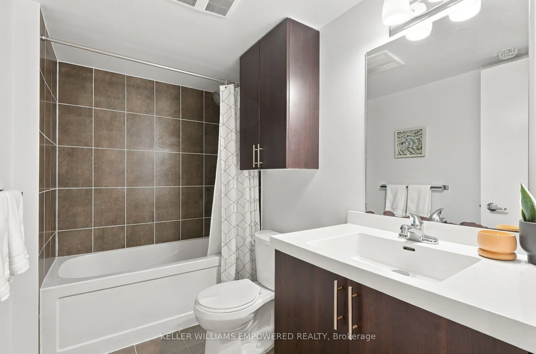 1420 Dupont Street #712