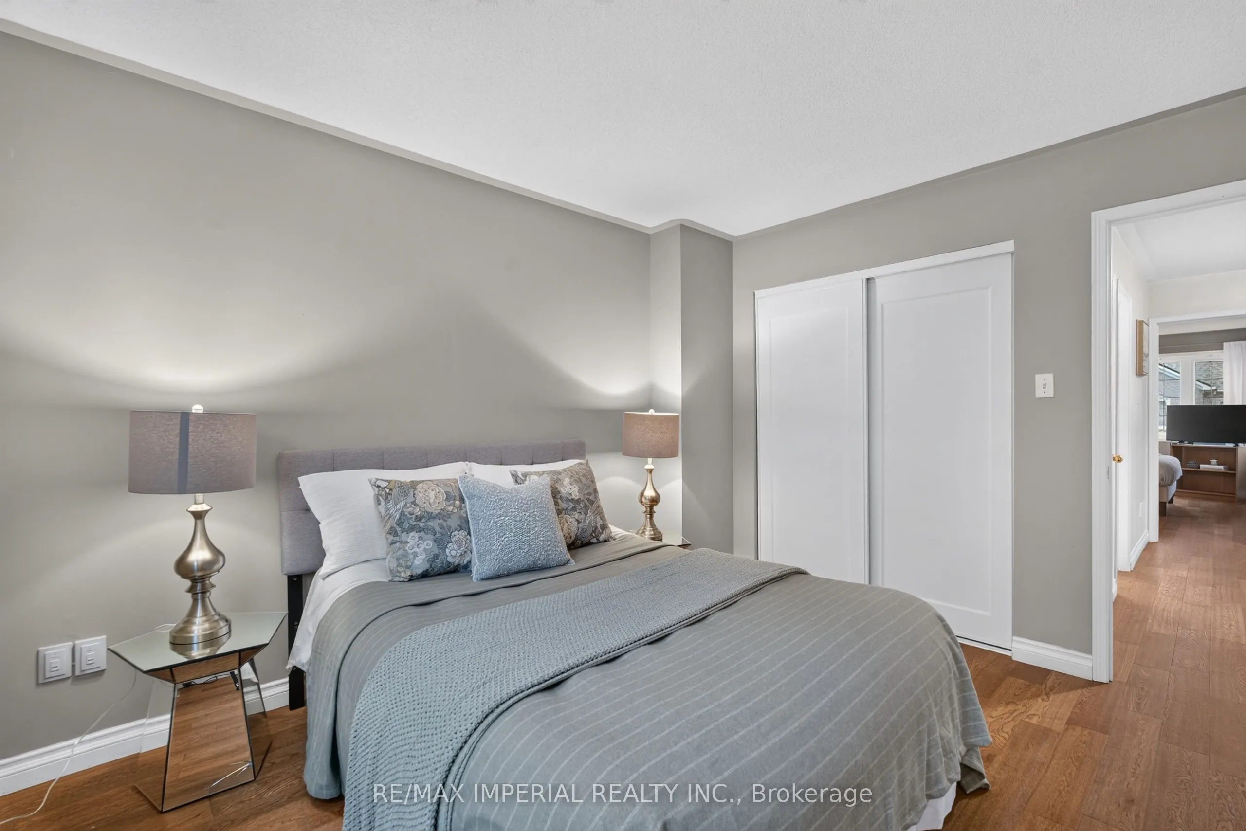 5205 Glen Erin Drive #26A