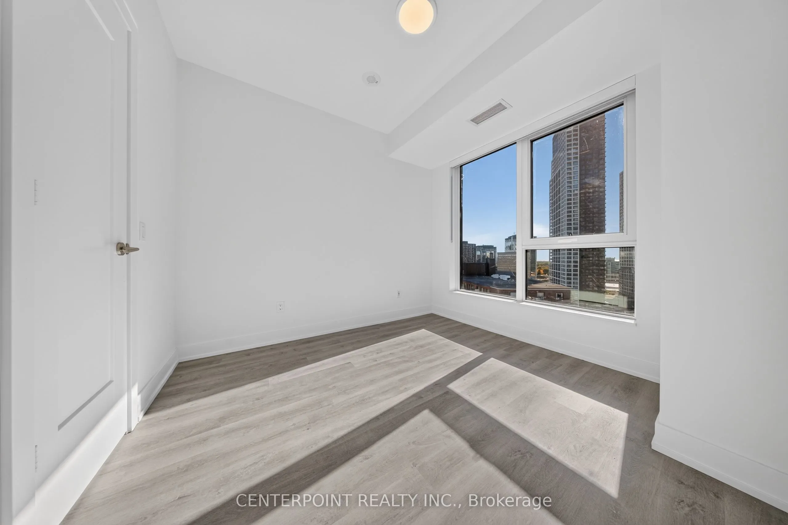 60 Central Park Road Way #1405
