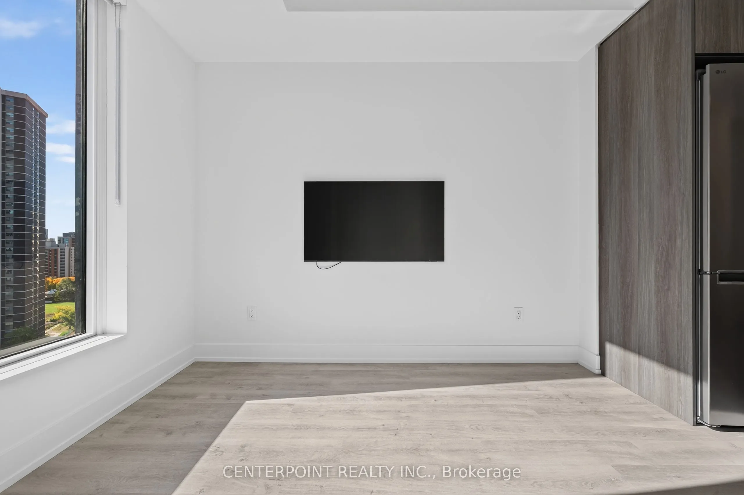 60 Central Park Road Way #1405
