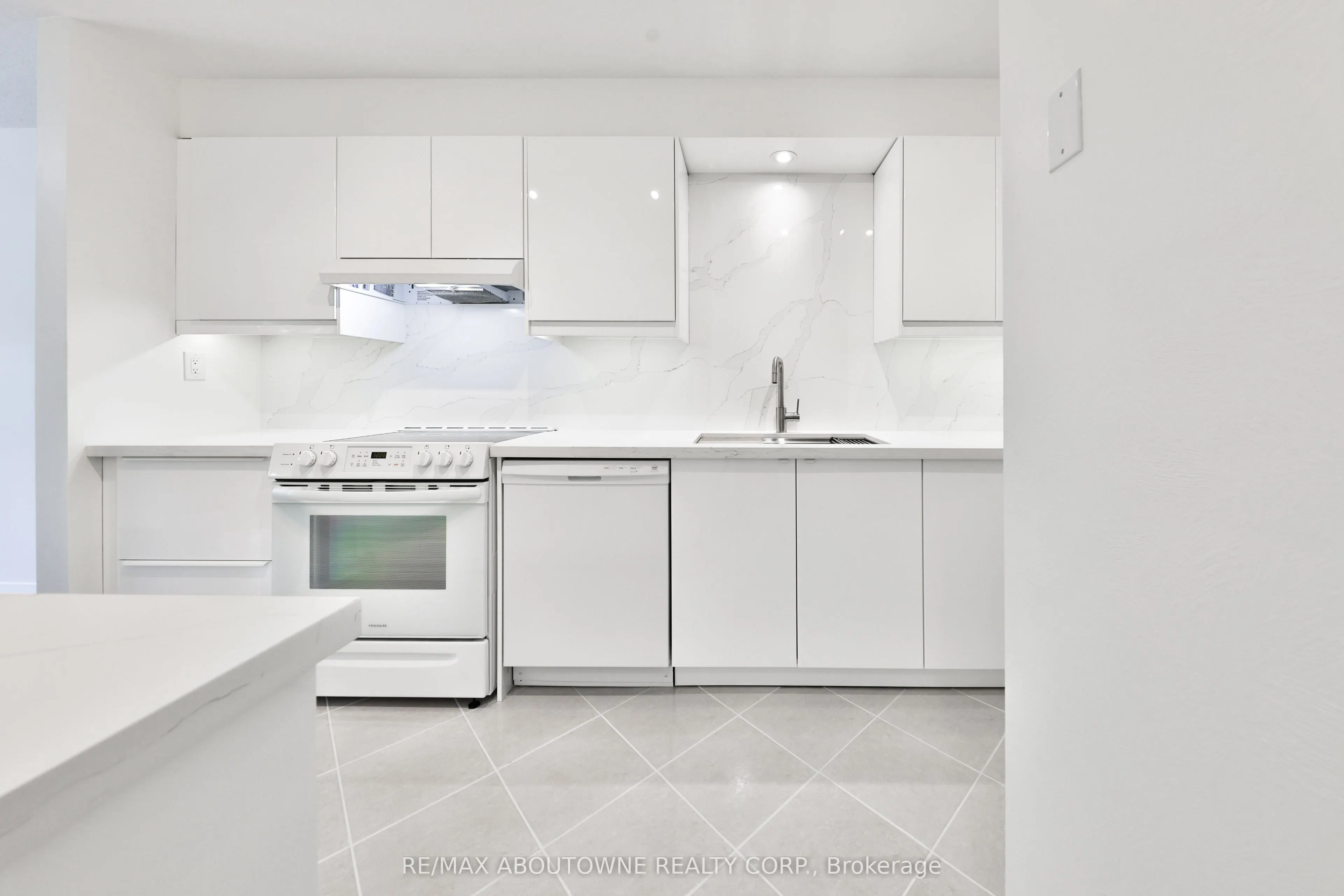 4635 Regents Terrace #2