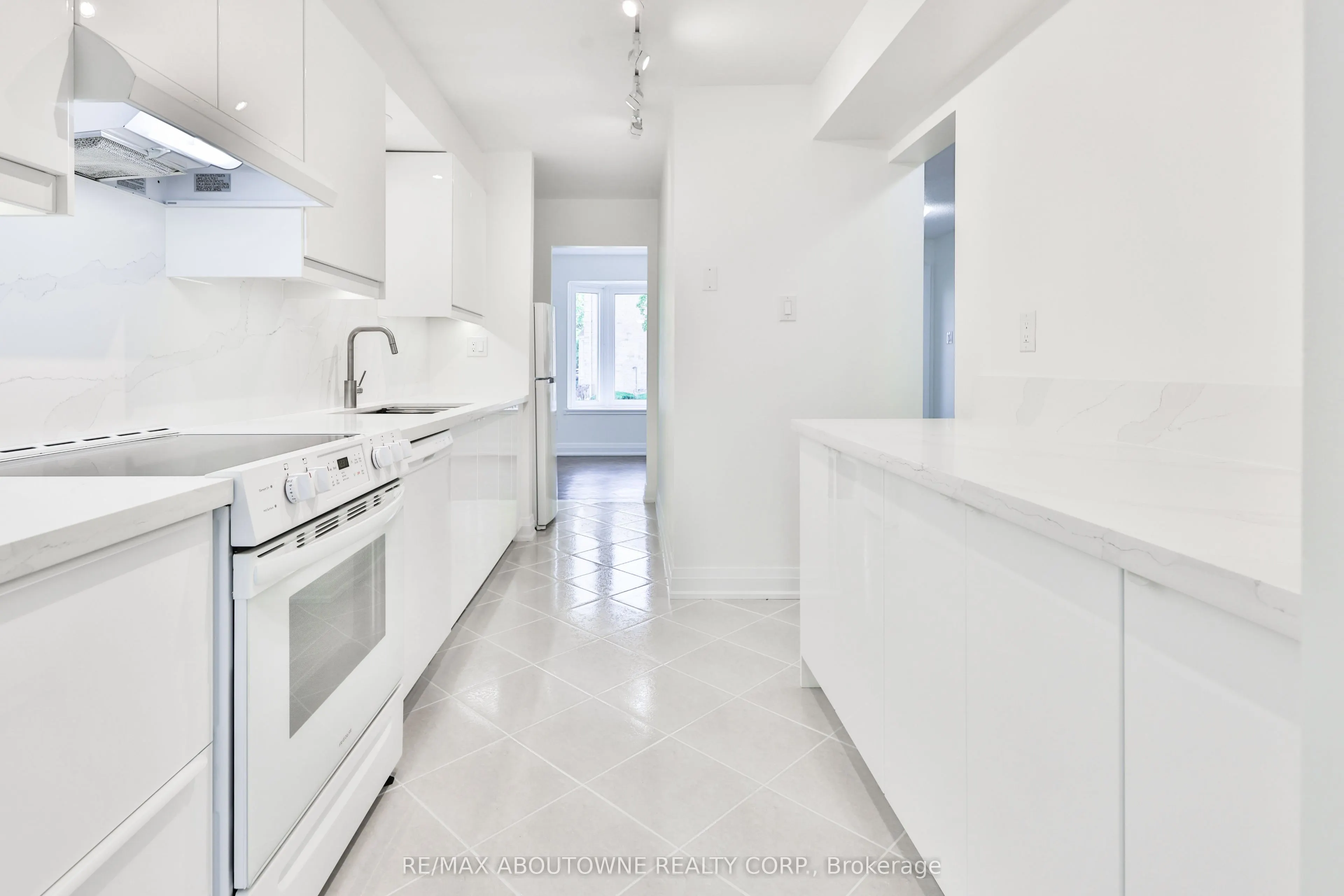 4635 Regents Terrace #2