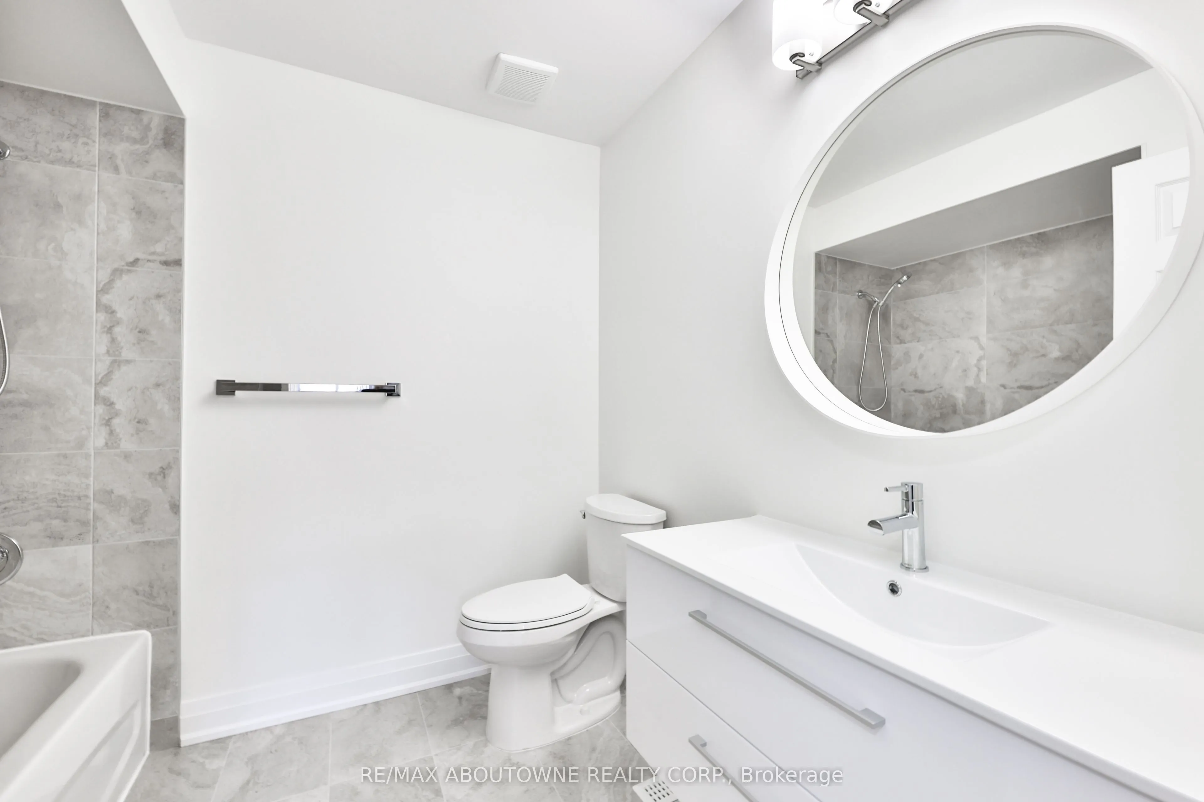 4635 Regents Terrace #2
