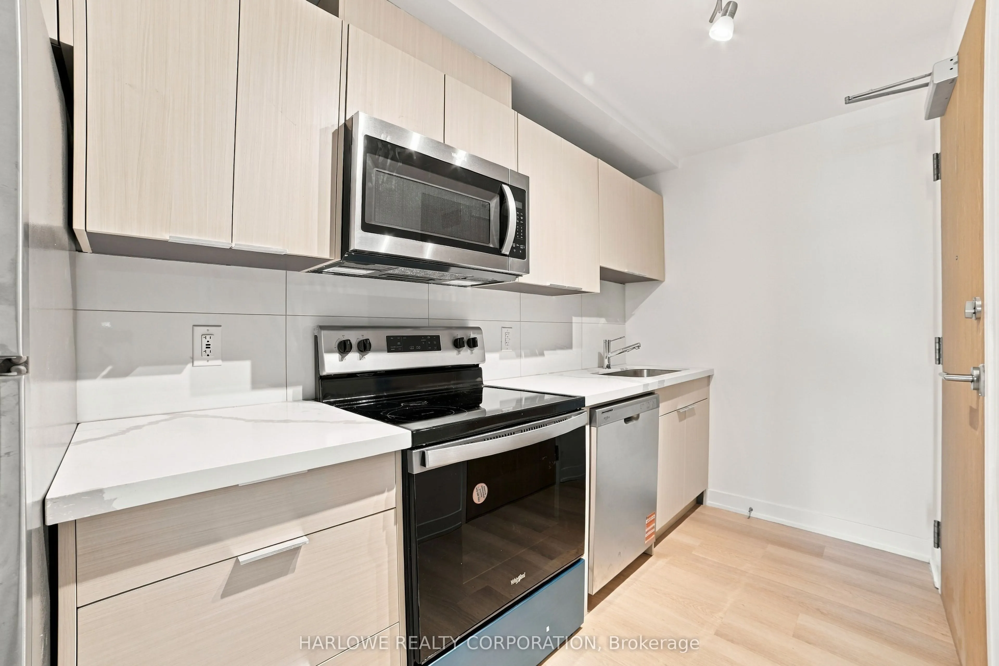 2825 Jane Street #1103