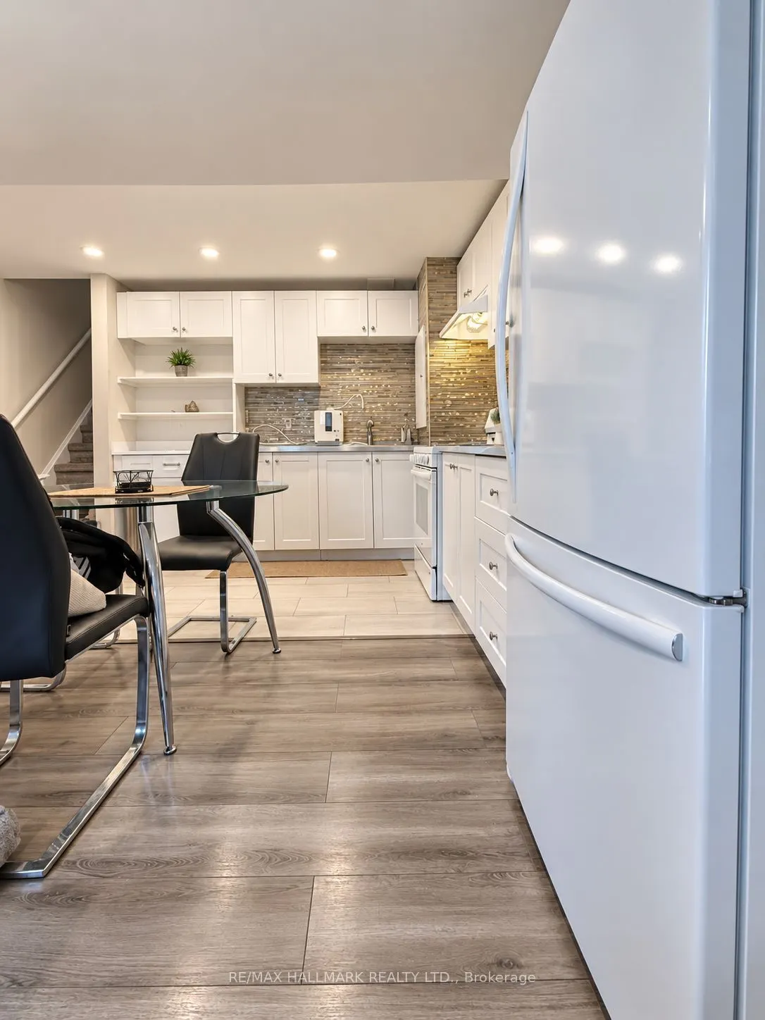 448 Zuest Crescent #Basement