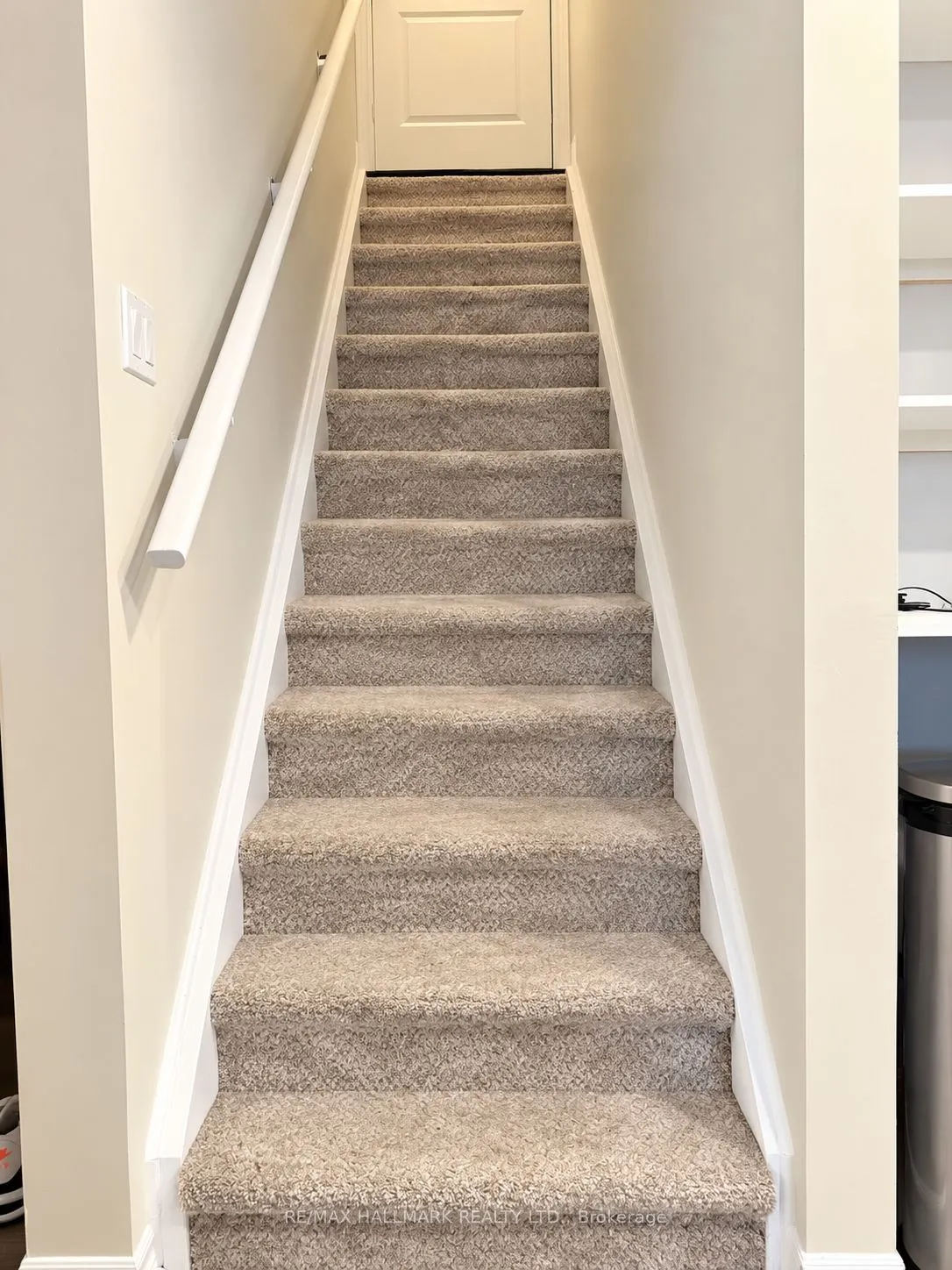 448 Zuest Crescent #Basement