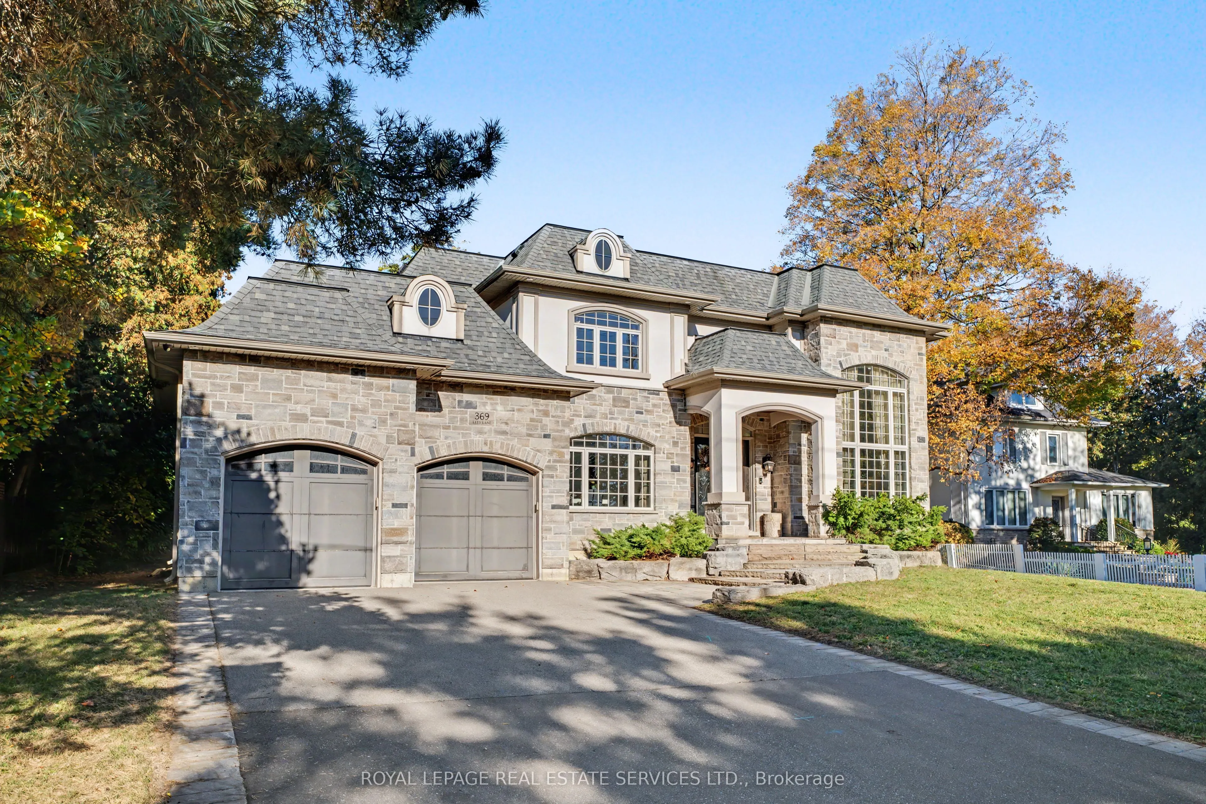 369 Lees Lane