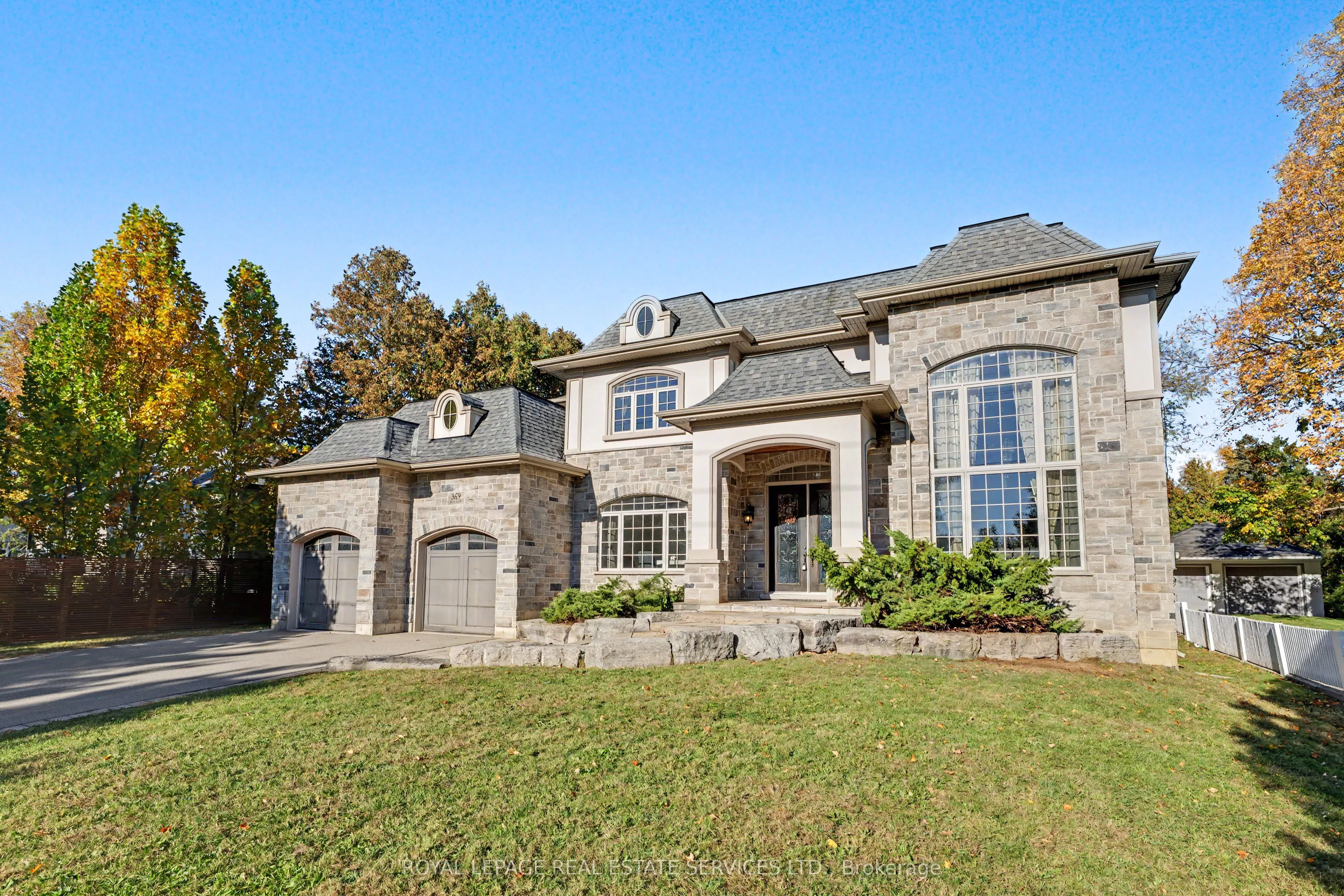 369 Lees Lane