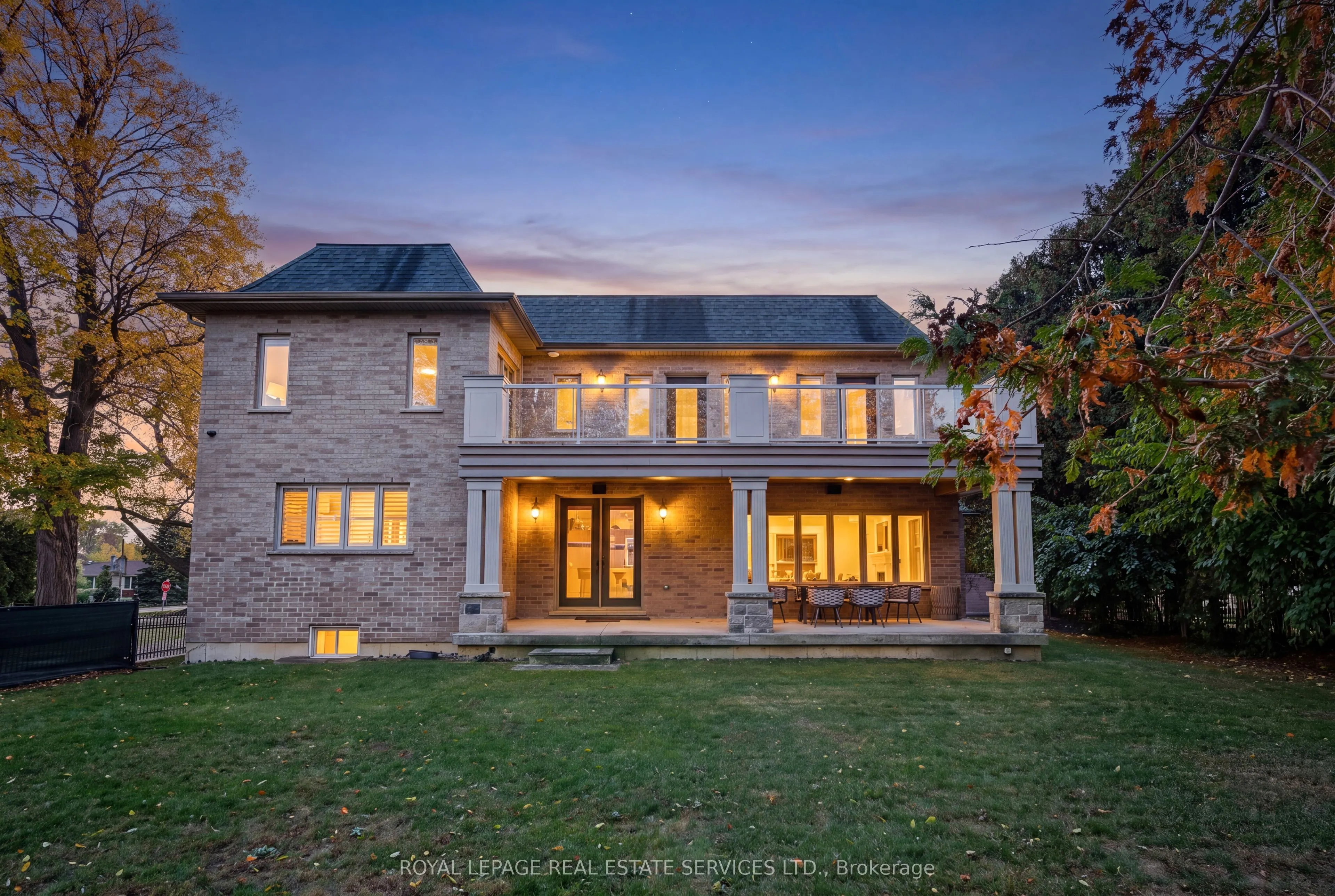 369 Lees Lane