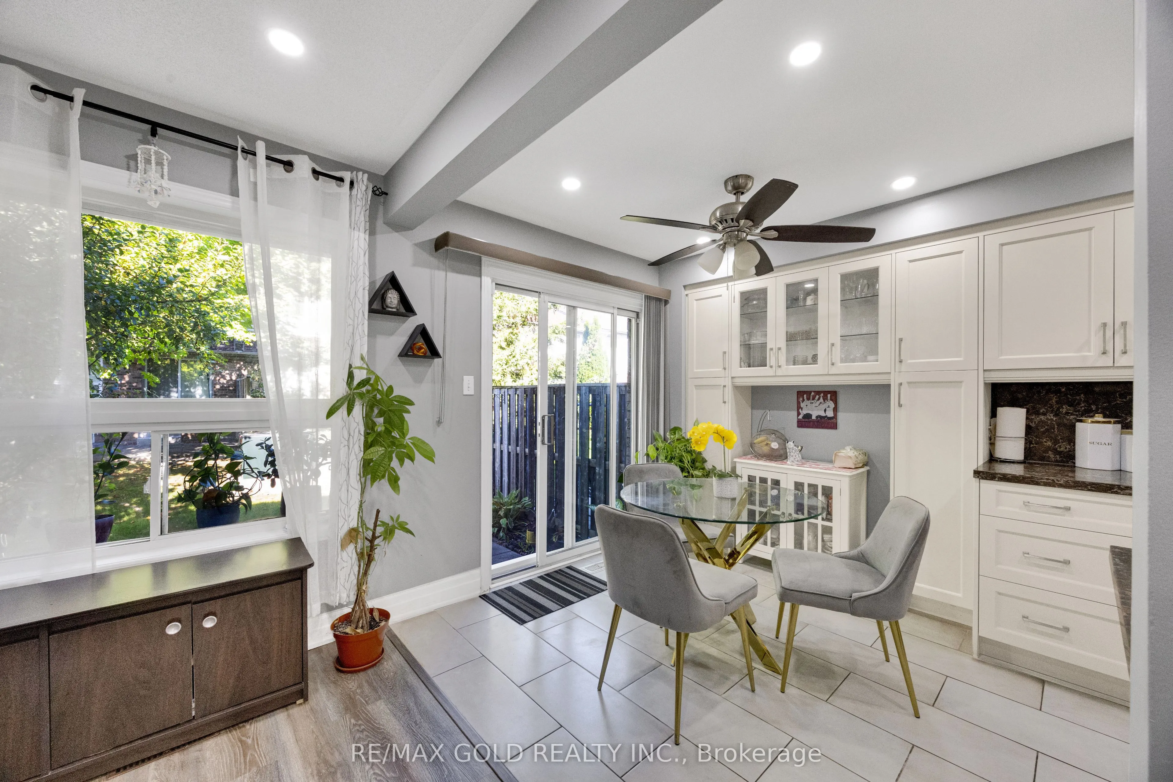 2555 Thomas Street #75