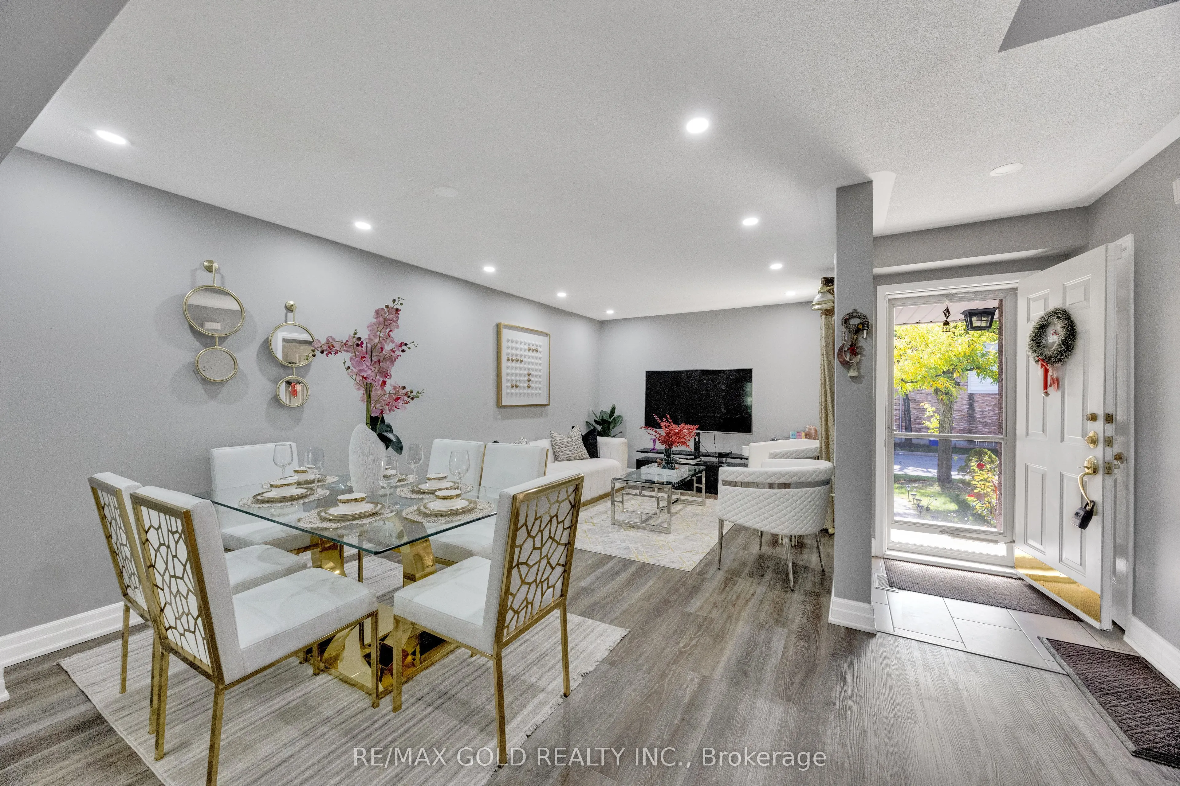 2555 Thomas Street #75