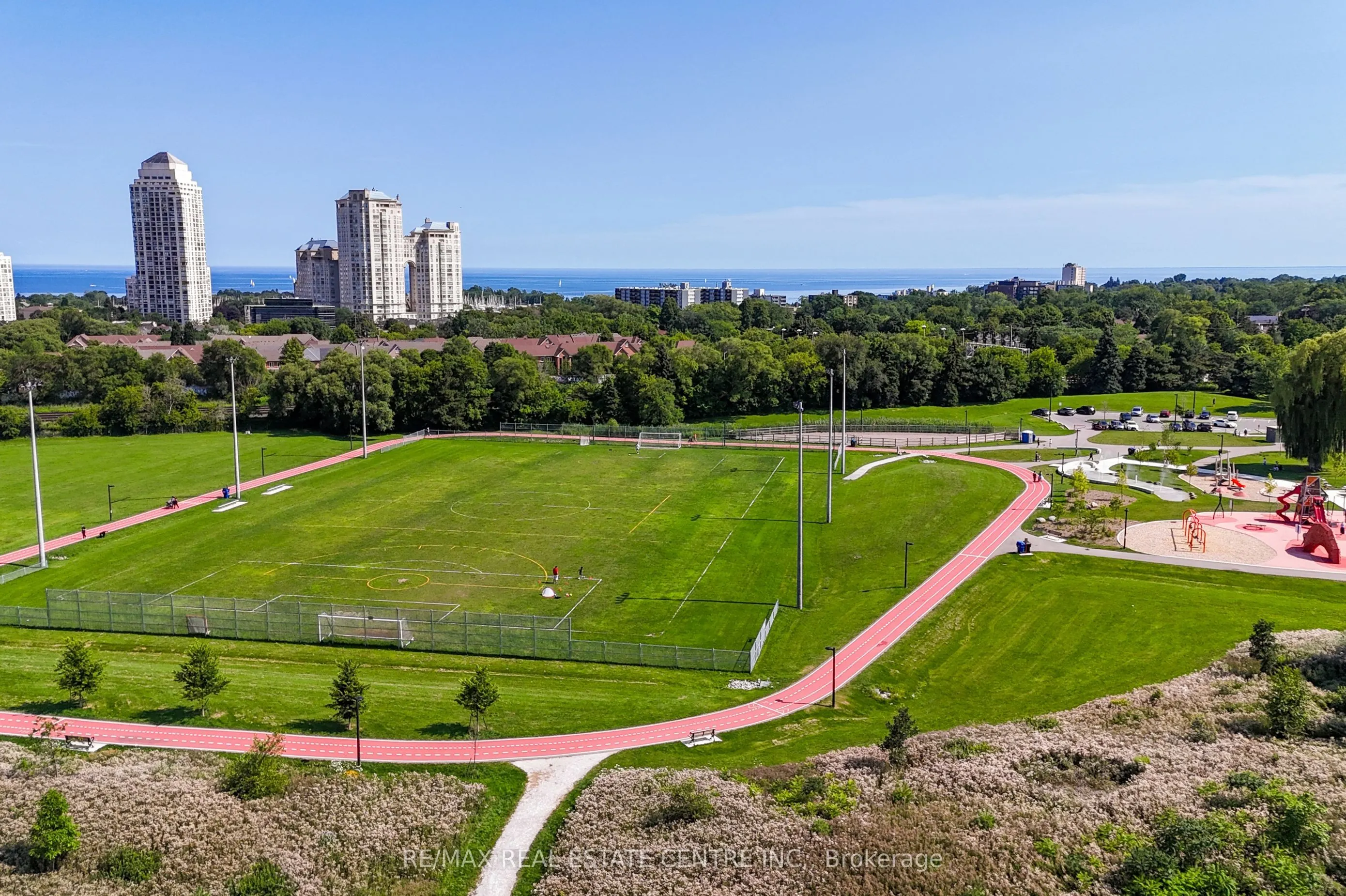 190 Manitoba Street #706
