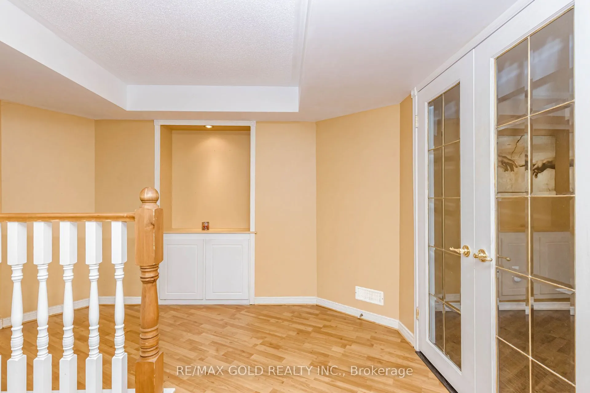 93 Lauchlin Crescent