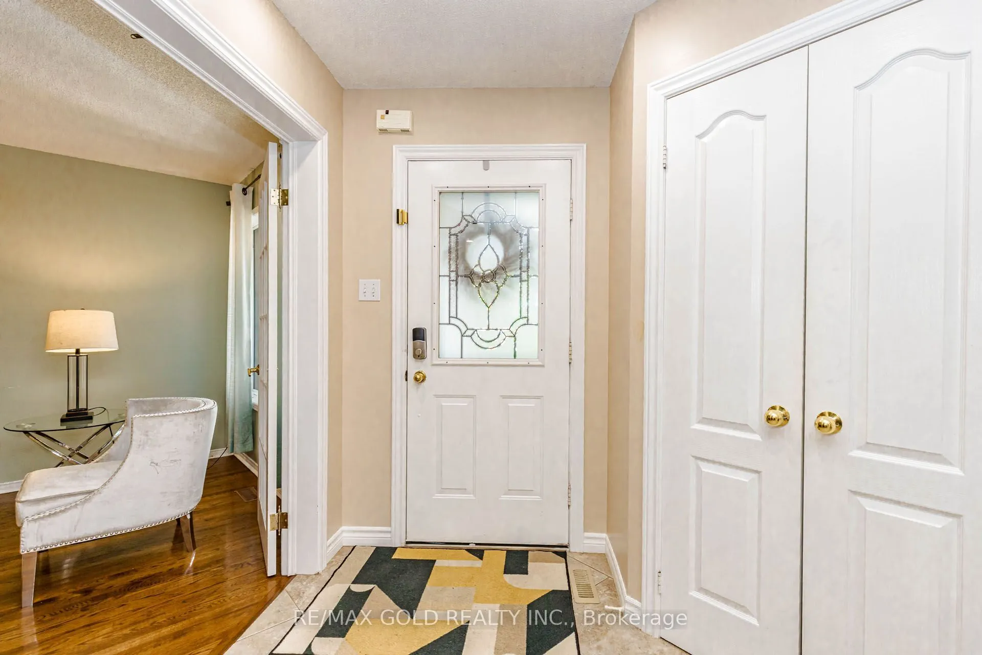 93 Lauchlin Crescent