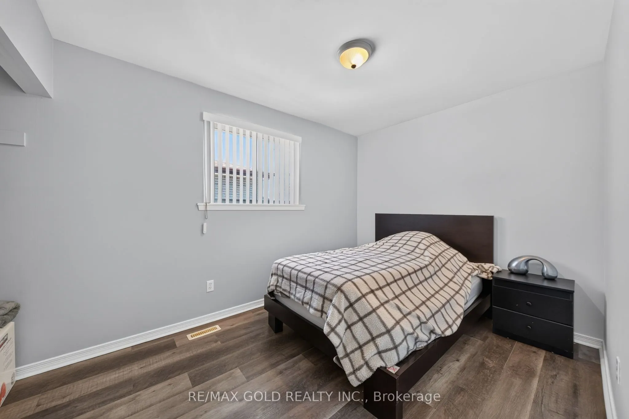 6 Dartford Road