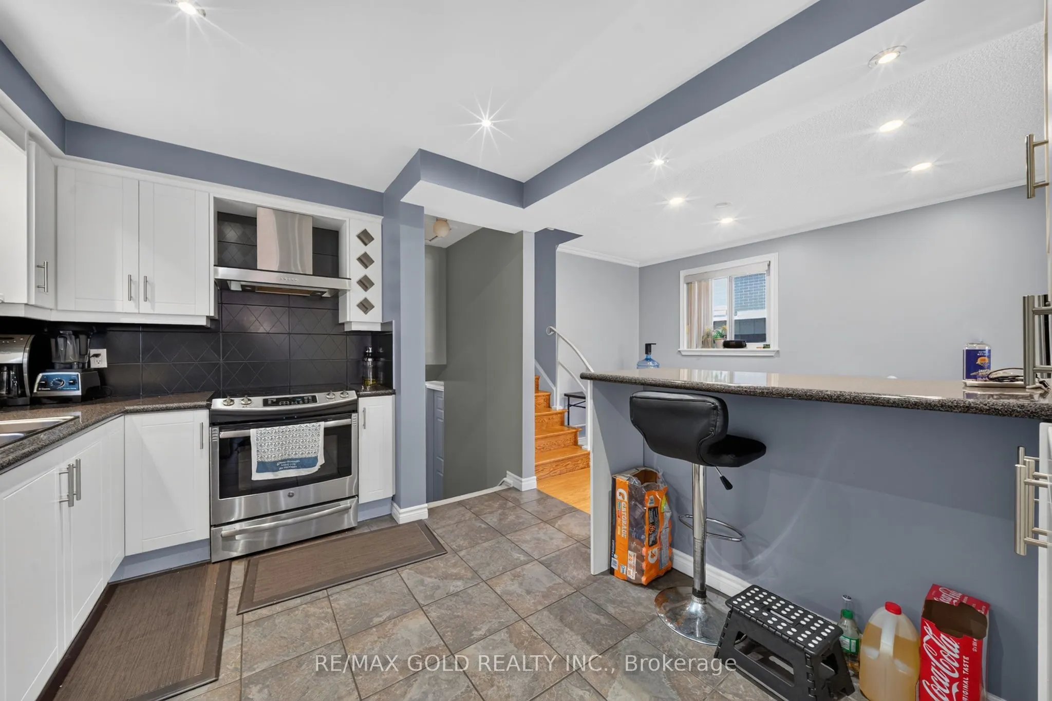 6 Dartford Road