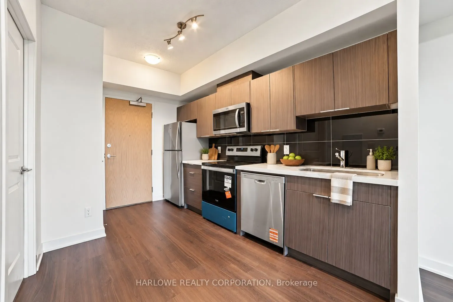 2825 Jane Street #1019