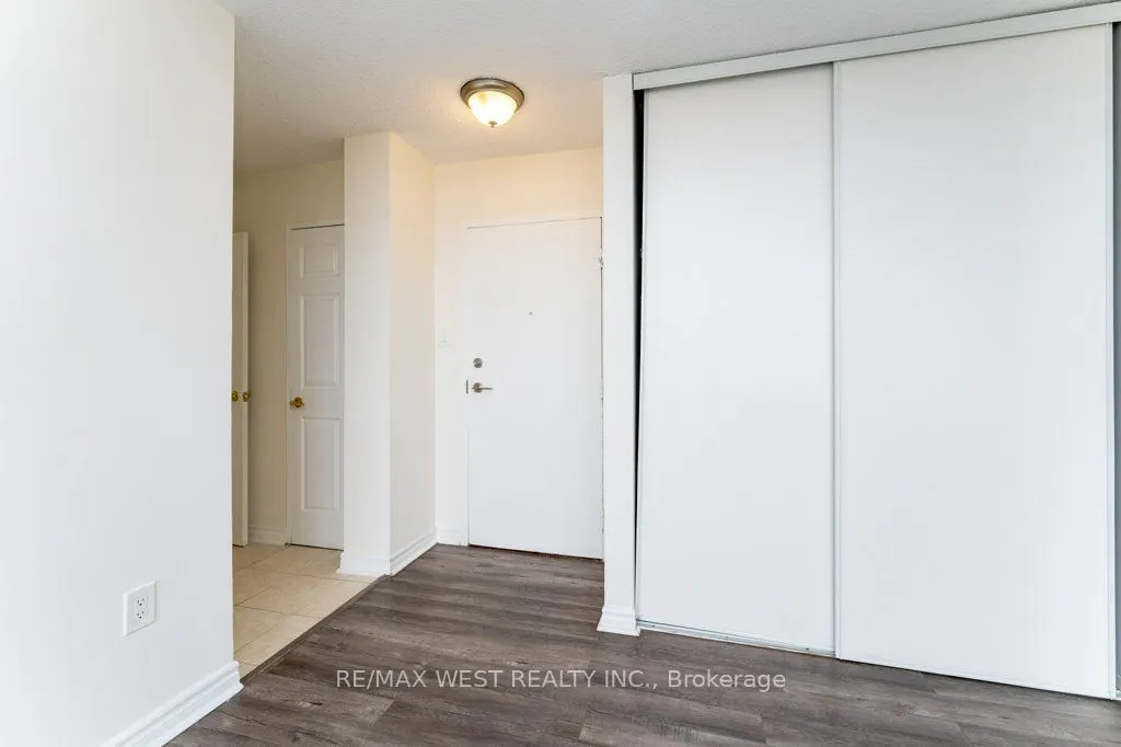 3501 Glen Erin Drive #1001