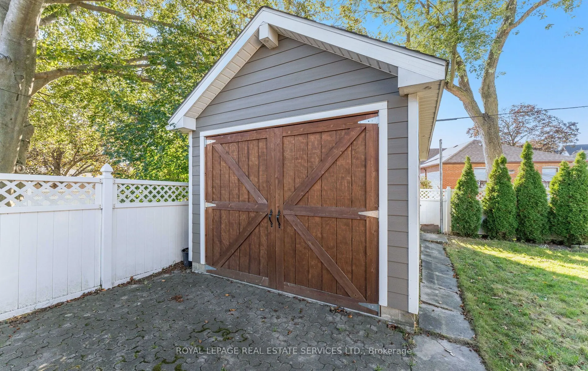 90 Silverhill Drive