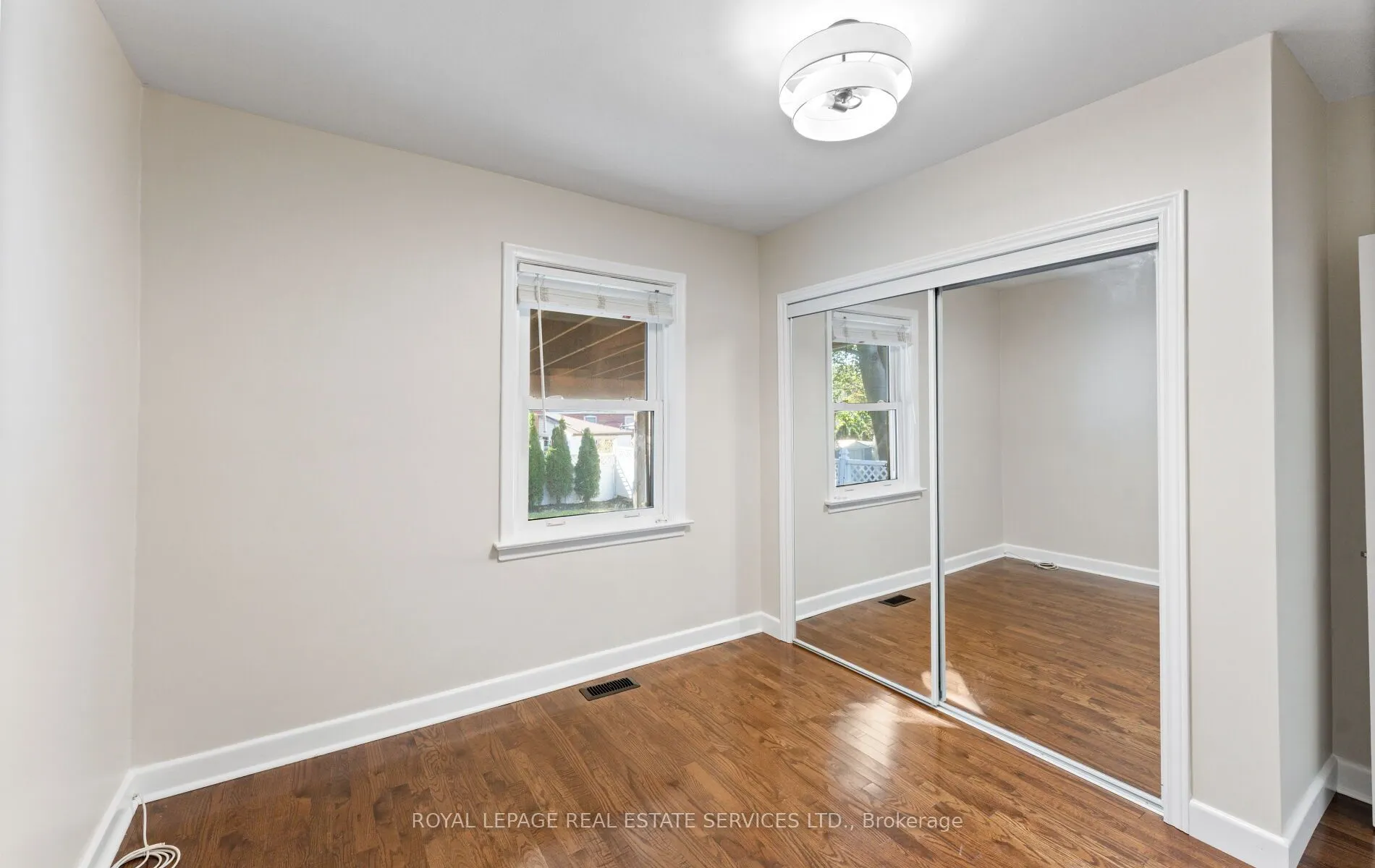 90 Silverhill Drive