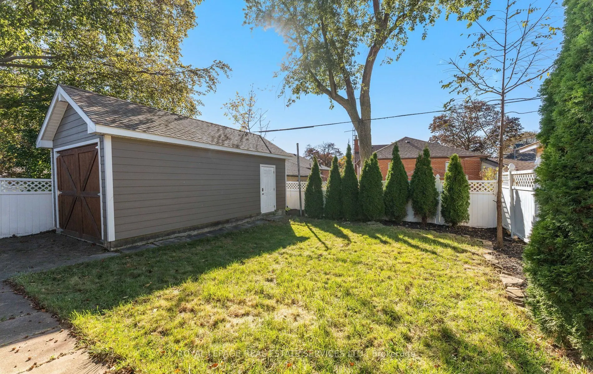 90 Silverhill Drive