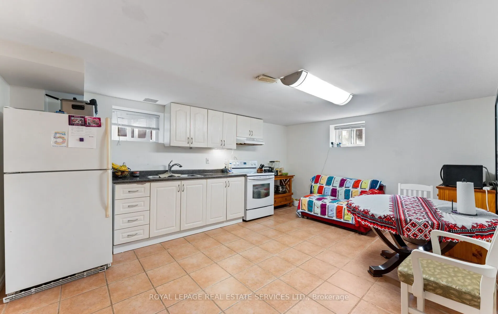 90 Silverhill Drive