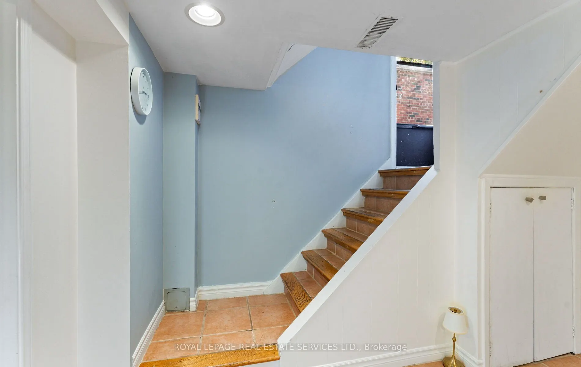 90 Silverhill Drive