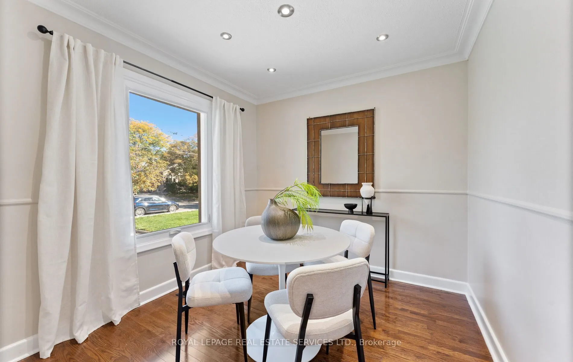 90 Silverhill Drive