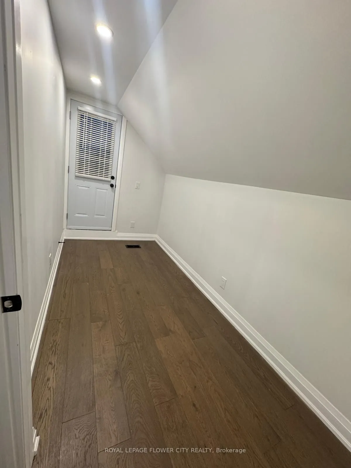 414 Perth Avenue ##Upper