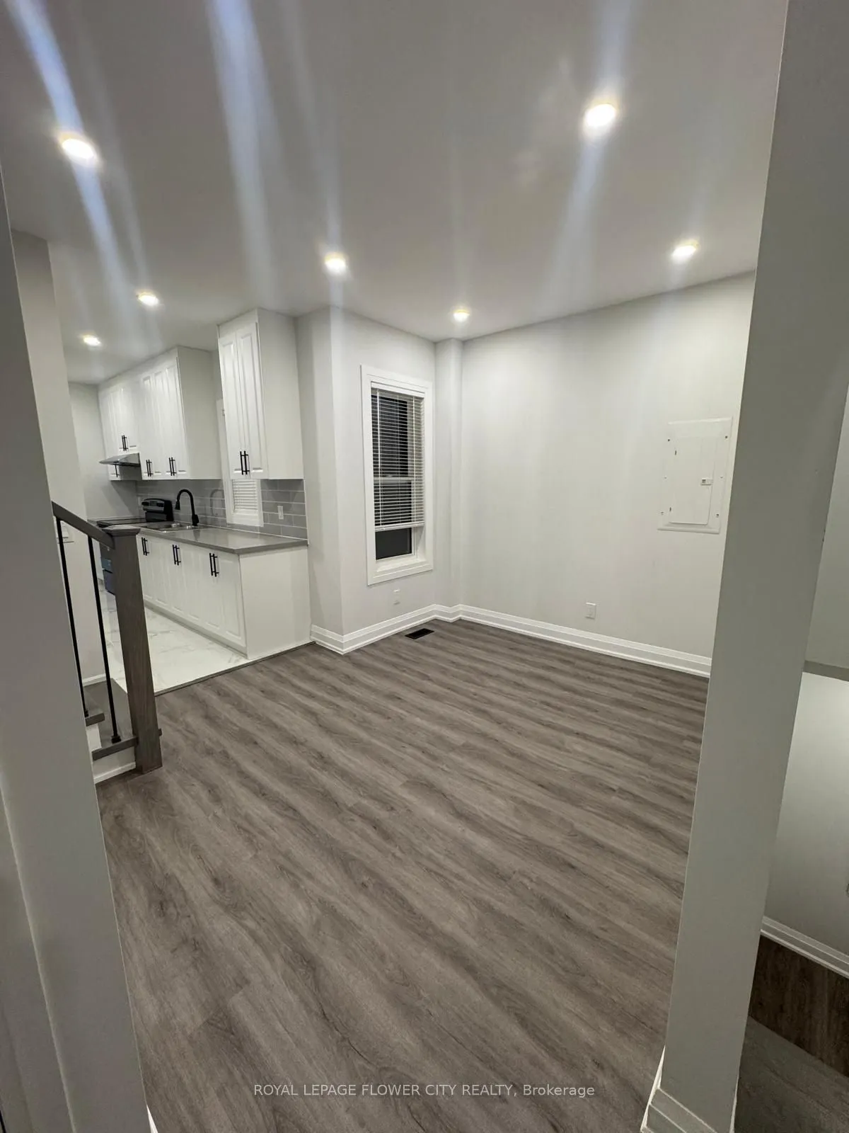 414 Perth Avenue ##Upper