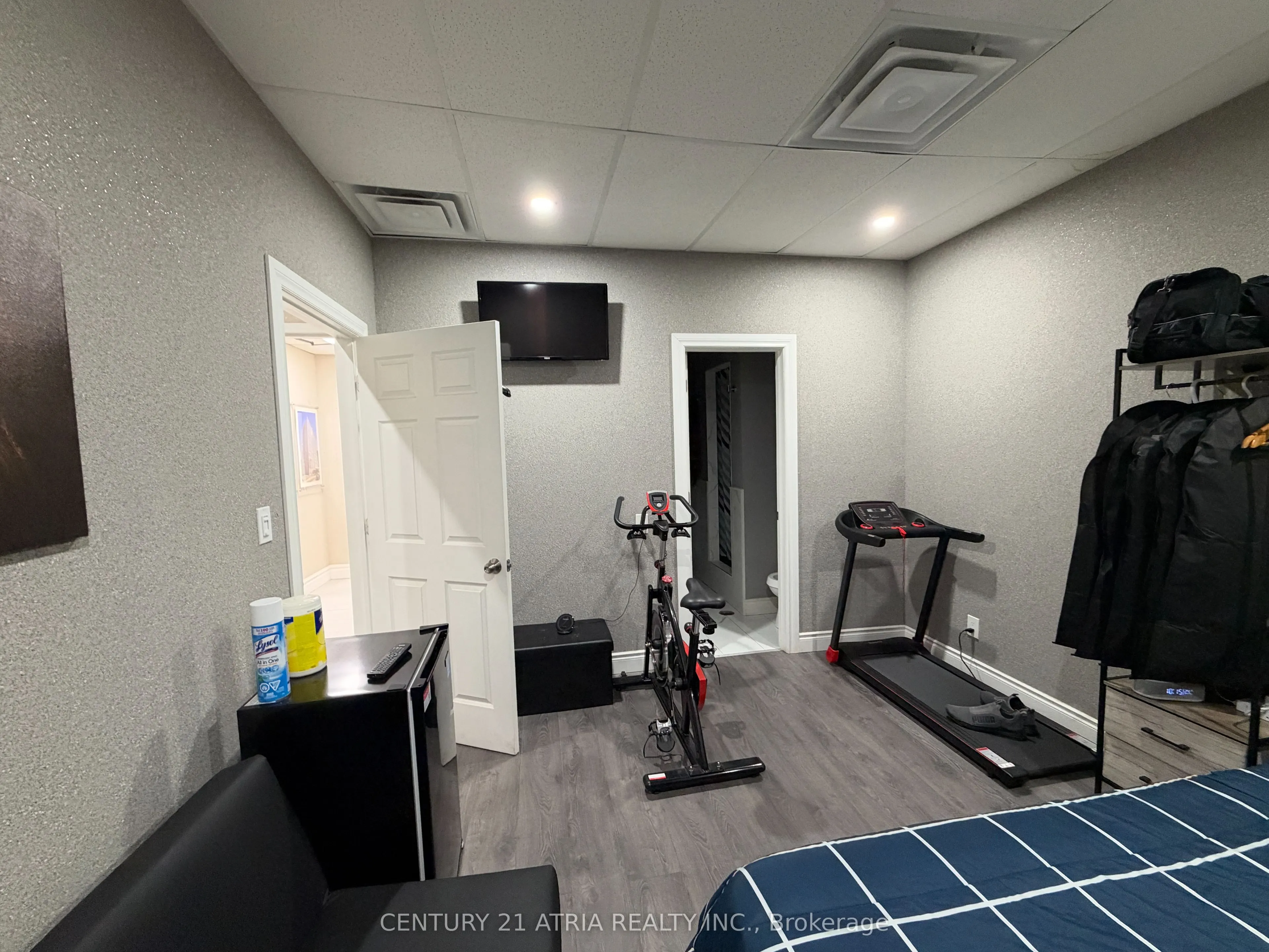 755 Queensway #14