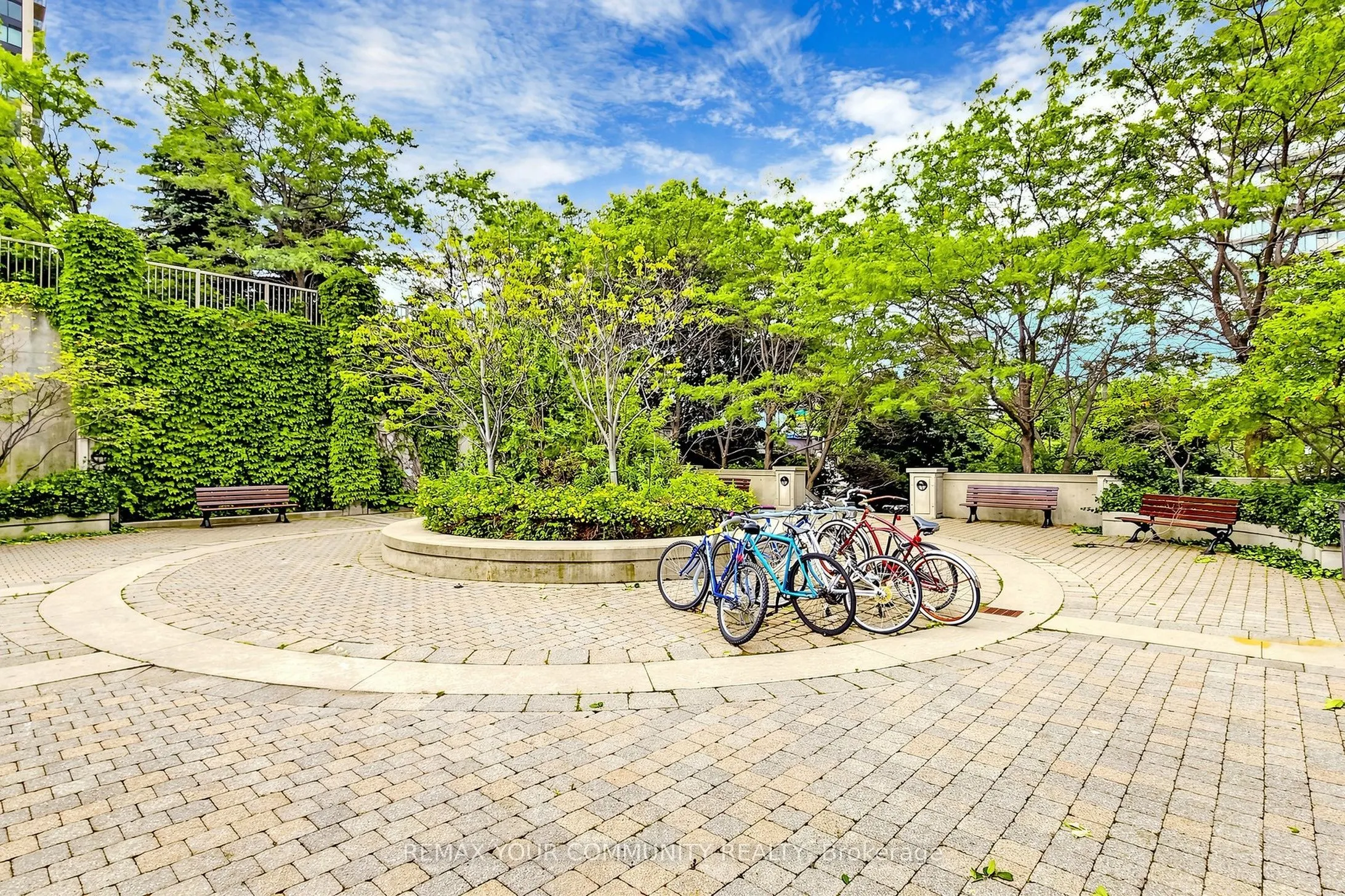 15 Windermere Avenue #1506