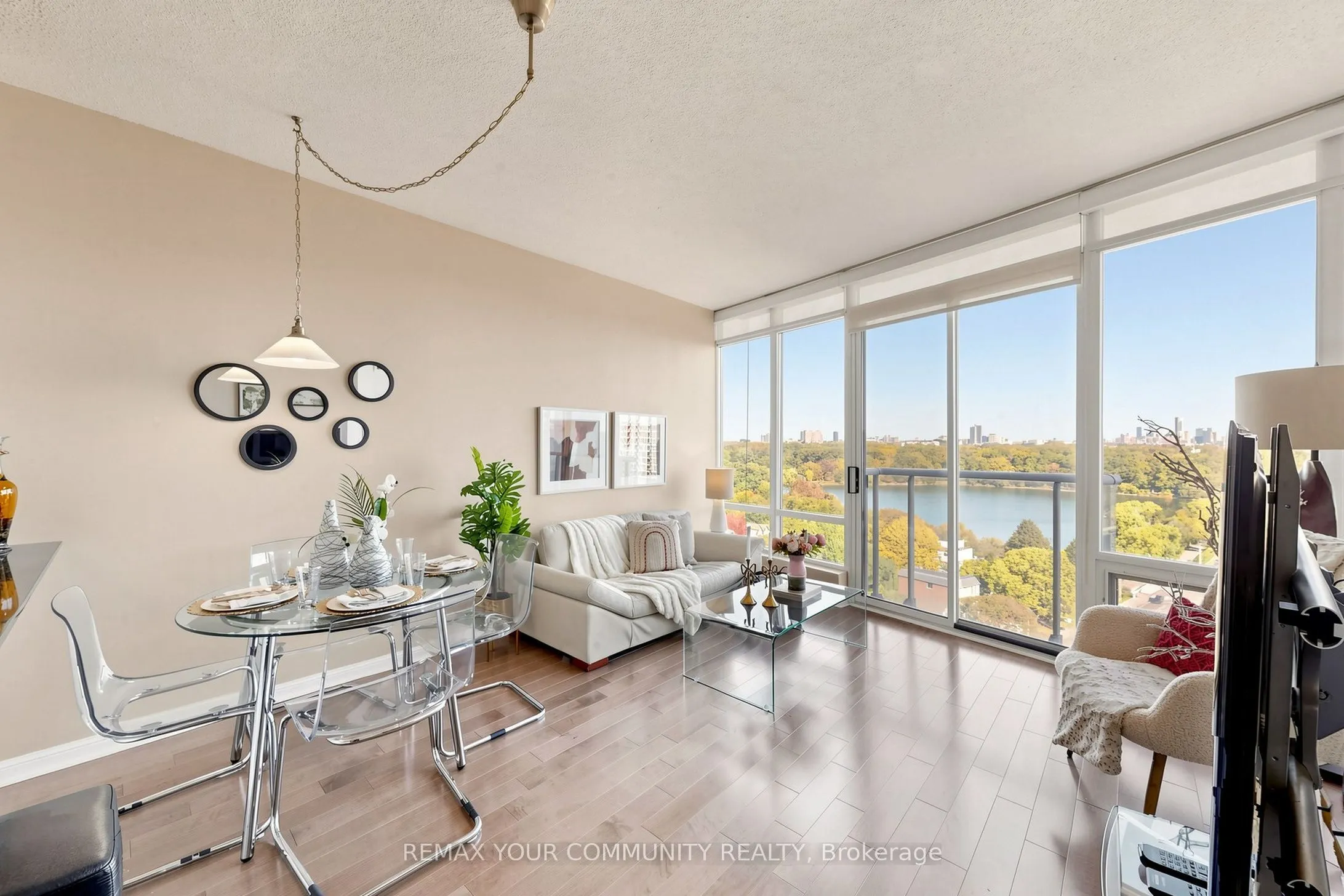 15 Windermere Avenue #1506