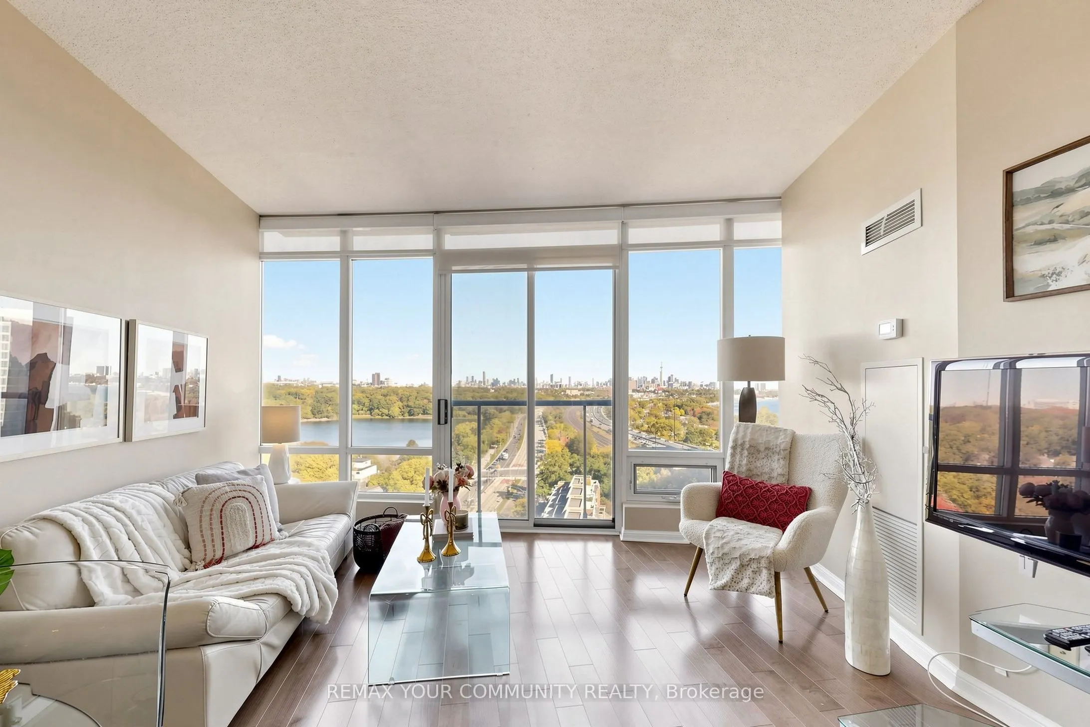 15 Windermere Avenue #1506