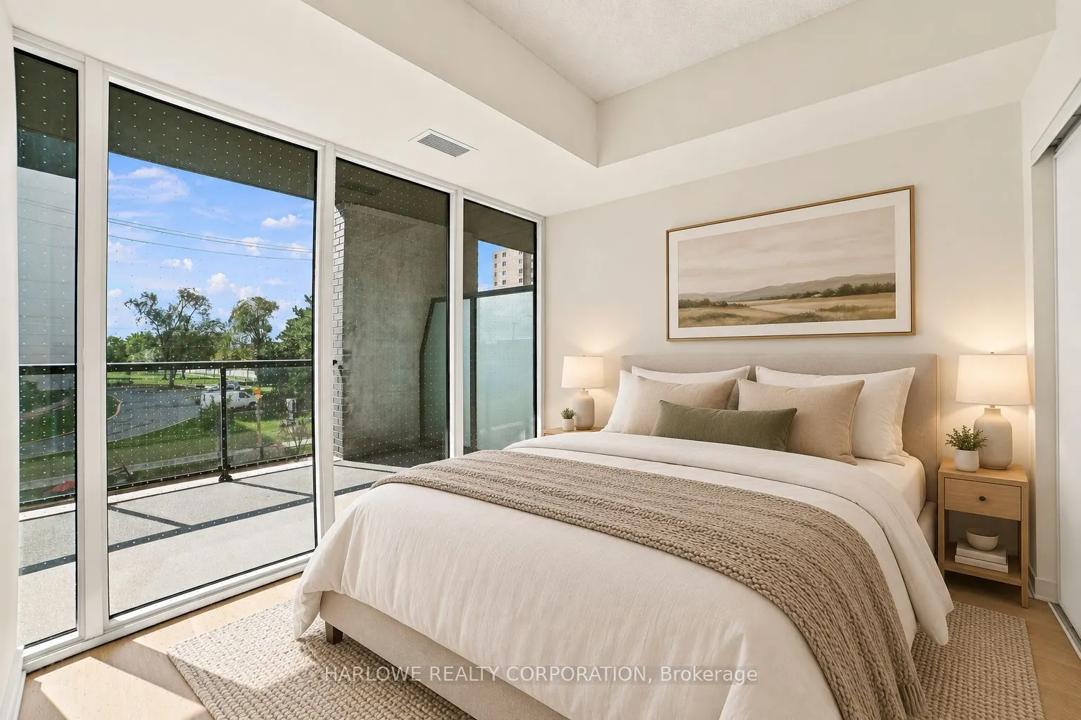 2825 Jane Street #206